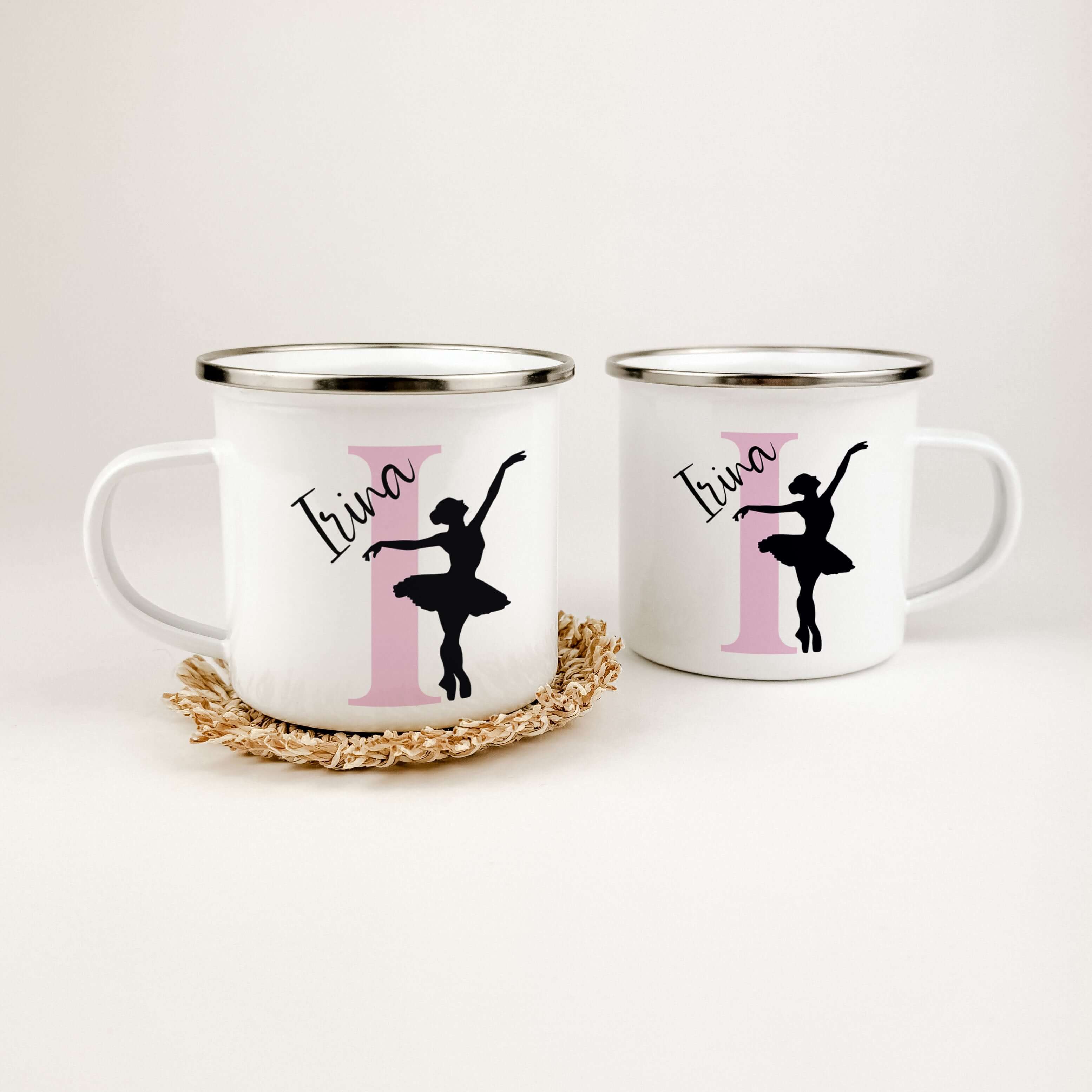 Emaille Tasse mit Namen Ballett-famprints-Emaille Tasse-Entdecke die Emaille Tasse mit Namen Ballett – das perfekte Geschenk für kleine Ballett-Liebhaber! Mit dieser personalisierten Tasse bringst Du Freude in den Alltag und schaffst unvergessliche Erinne