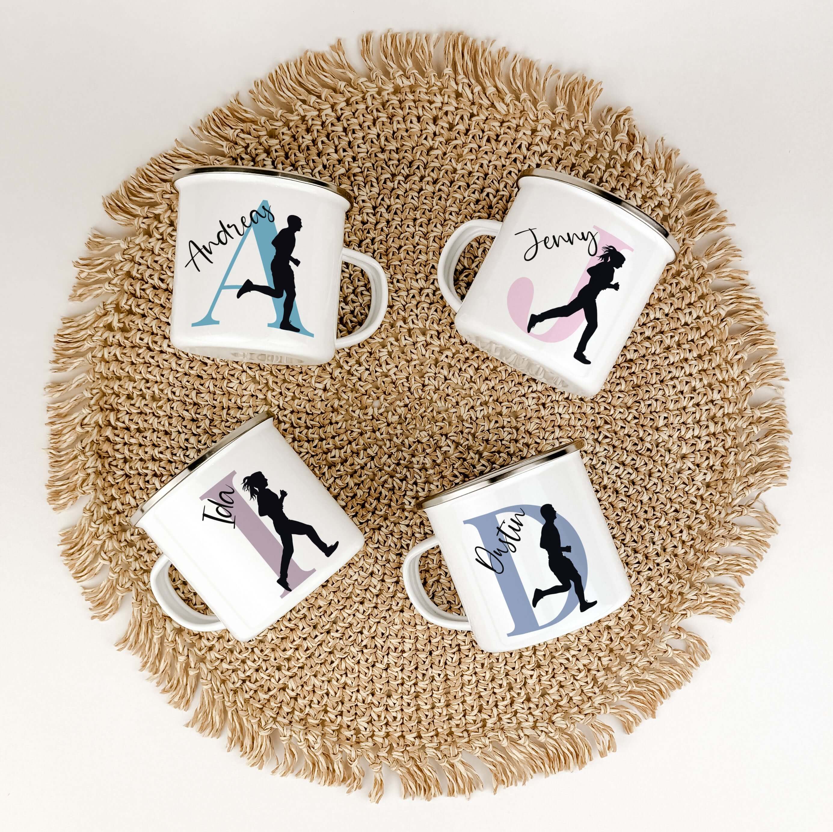 Emaille Tasse mit Namen Laufen-famprints-Emaille Tasse-Entdecke die personalisierte Emaille Tasse mit deinem Namen und Initial! Diese Tasse bietet dir nicht nur ein einzigartiges Trinkerlebnis, sondern wird auch schnell zu deinem Lieblingsbegleiter beim S