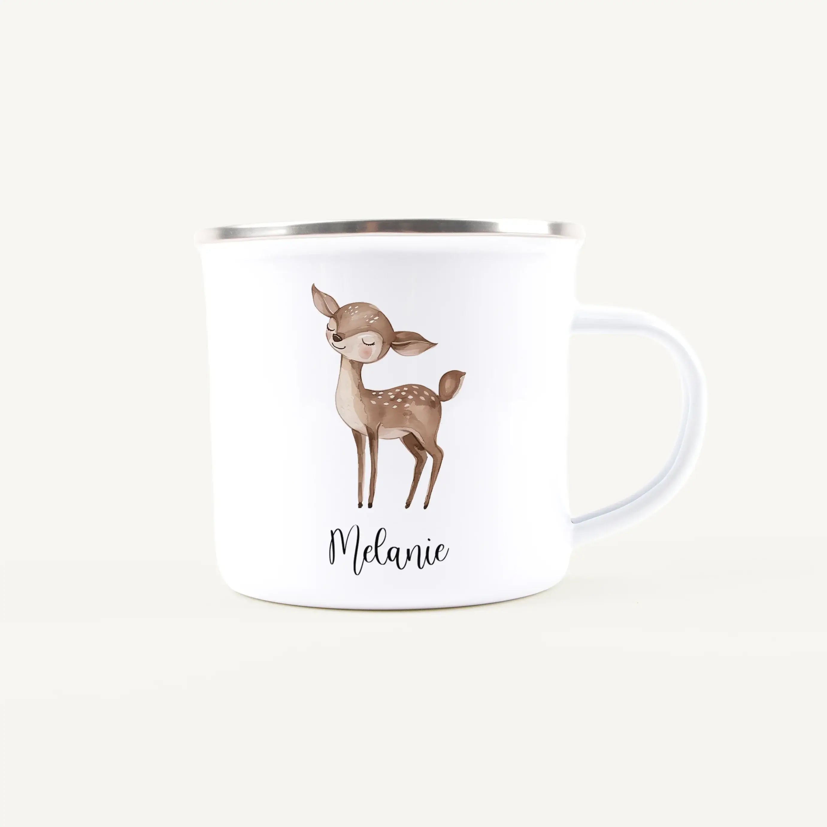 Emaille Tasse Reh-Emaille Tasse-famprints-Die Emaille Tasse Reh von famprints ist ein liebevolles Geschenk für Kinder, das jeden Schluck zu einem kleinen Glücksmoment macht. Das sanfte Reh-Motiv in Aquarell-Optik wirkt warmherzig und passt perfekt zu eine