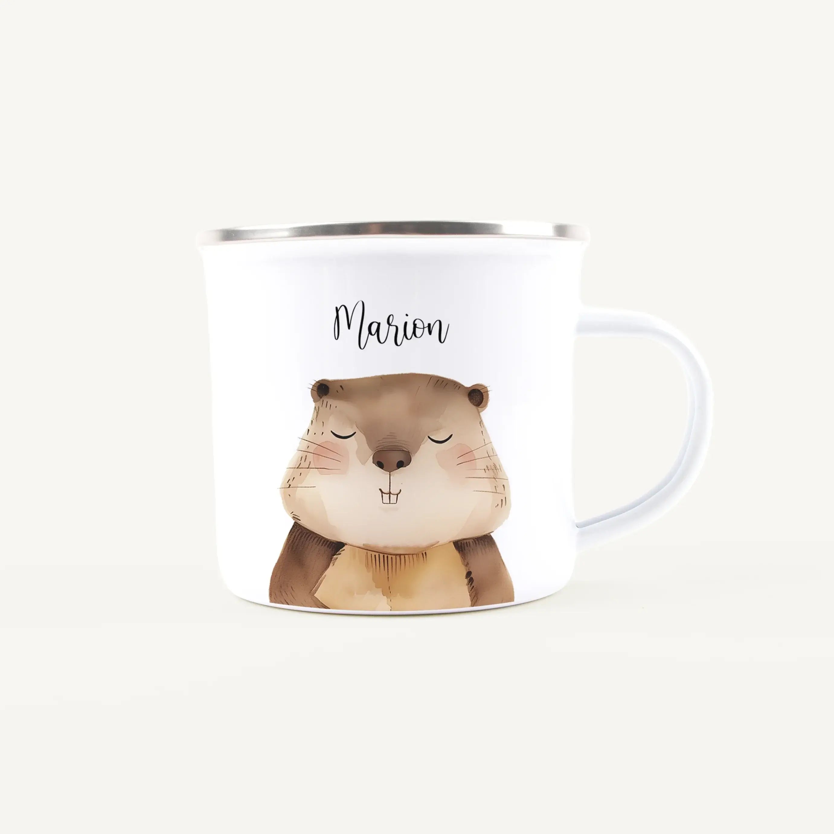 Emaille Tasse Biber Portrait-Emaille Tasse-famprints-Die Emaille Tasse Biber Portrait von famprints ist genau richtig, wenn du ein persönliches Geschenk suchst, das im Alltag Freude macht. Der liebevoll illustrierte Biber im sanften Aquarellstil wirkt fre