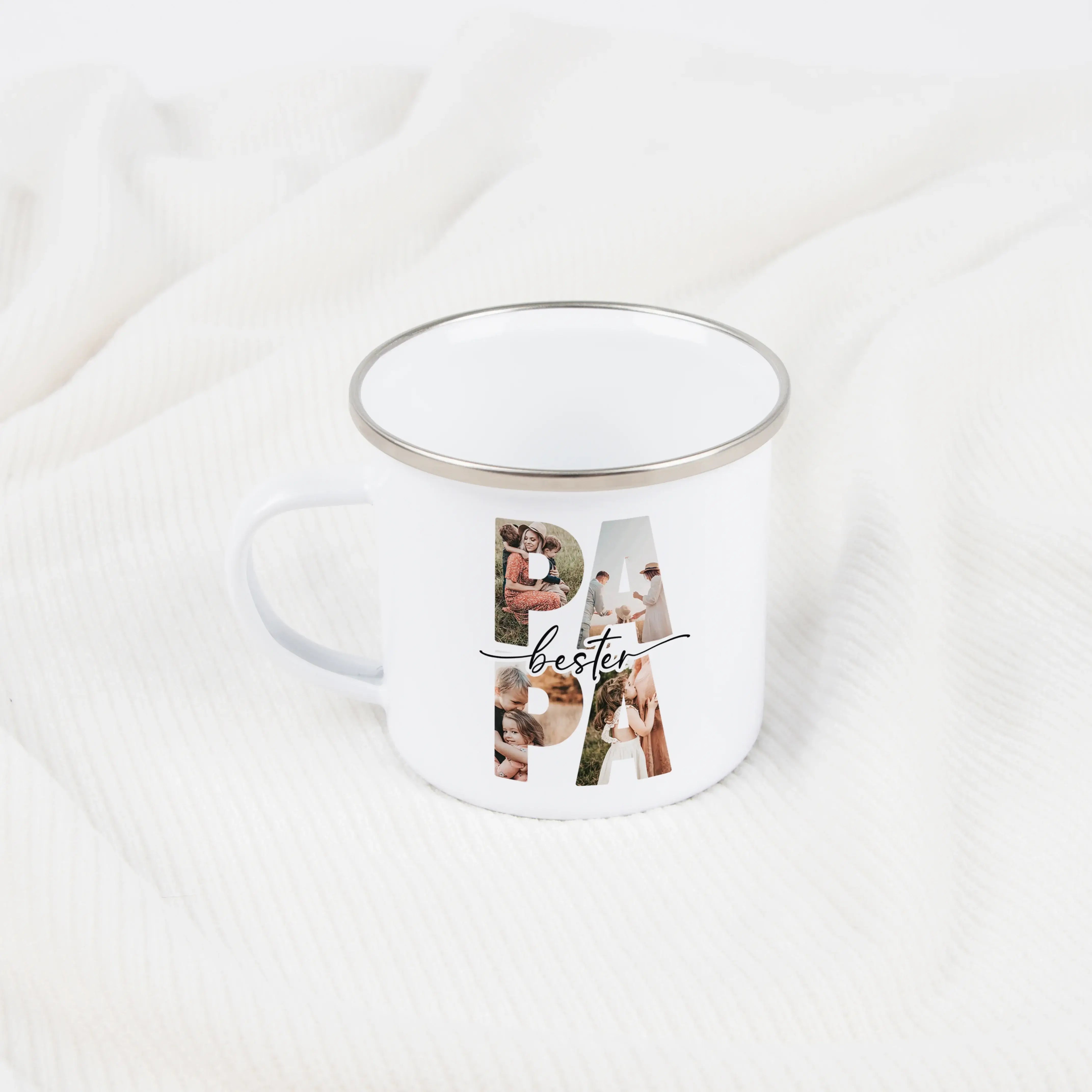Emaille Tasse bester Papa-Emaille Tasse-famprints-Die Emaille Tasse bester Papa von famprints ist ein liebevoll personalisierbares Geschenk, das gemeinsame Erinnerungen sichtbar macht und jeden Morgen ein Lächeln auf Papas Gesicht zaubert. Deine Fotos in