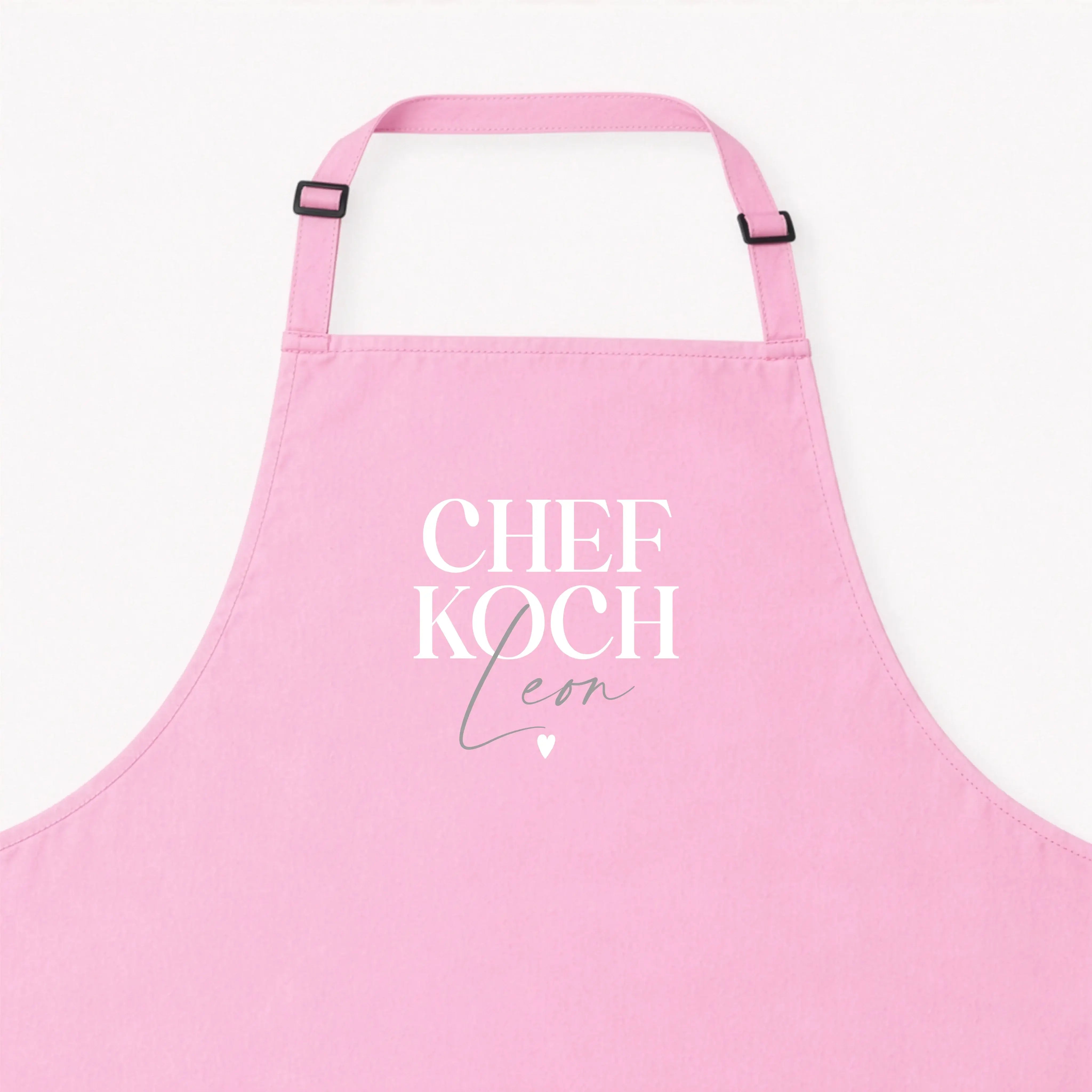 Kochschürze Chefkoch-Kochschürze-famprints-Die Kochschürze Chefkoch von famprints ist mehr als ein praktisches Küchenaccessoire. Sie wird mit deinem Wunschnamen personalisiert und verwandelt jedes Kochen in einen ganz persönlichen Moment. Der klare Schri