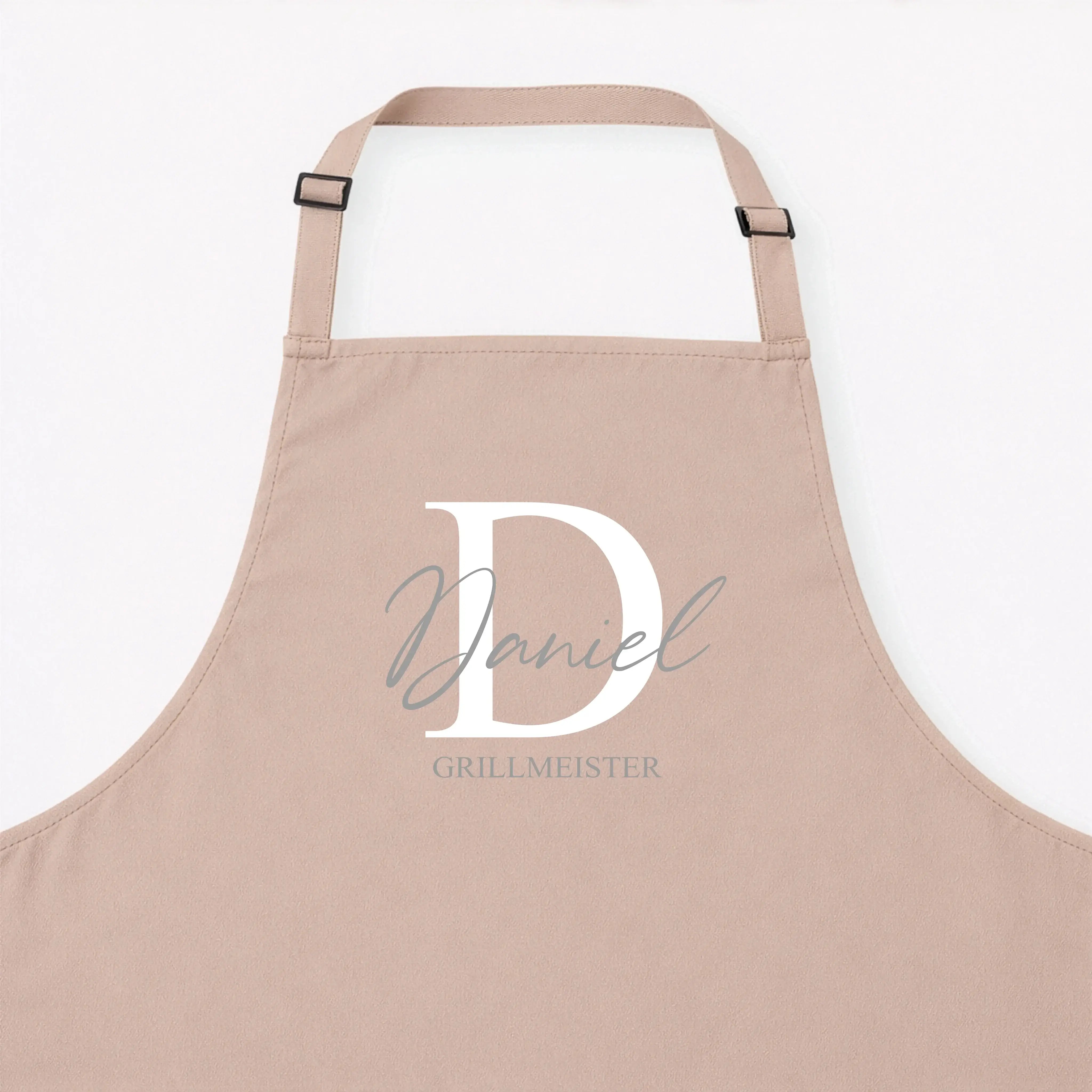 Kochschürze Initial + Text-Kochschürze-famprints-Die Kochschürze Initial + Text von famprints macht aus einem Alltagsprodukt ein persönliches Statement für Küche, Grill oder Backstube. Dein gewähltes Initial bildet den Mittelpunkt des Designs und wird mit