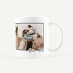 Foto Tasse mit Text-Keramik Tasse-famprints-Eine Foto Tasse mit Text ist mehr als nur ein Alltagsgegenstand – sie wird zu einem persönlichen Begleiter im Alltag. Bei famprints gestaltest du deine Tasse individuell mit bis zu drei eigenen Fotos und einem f