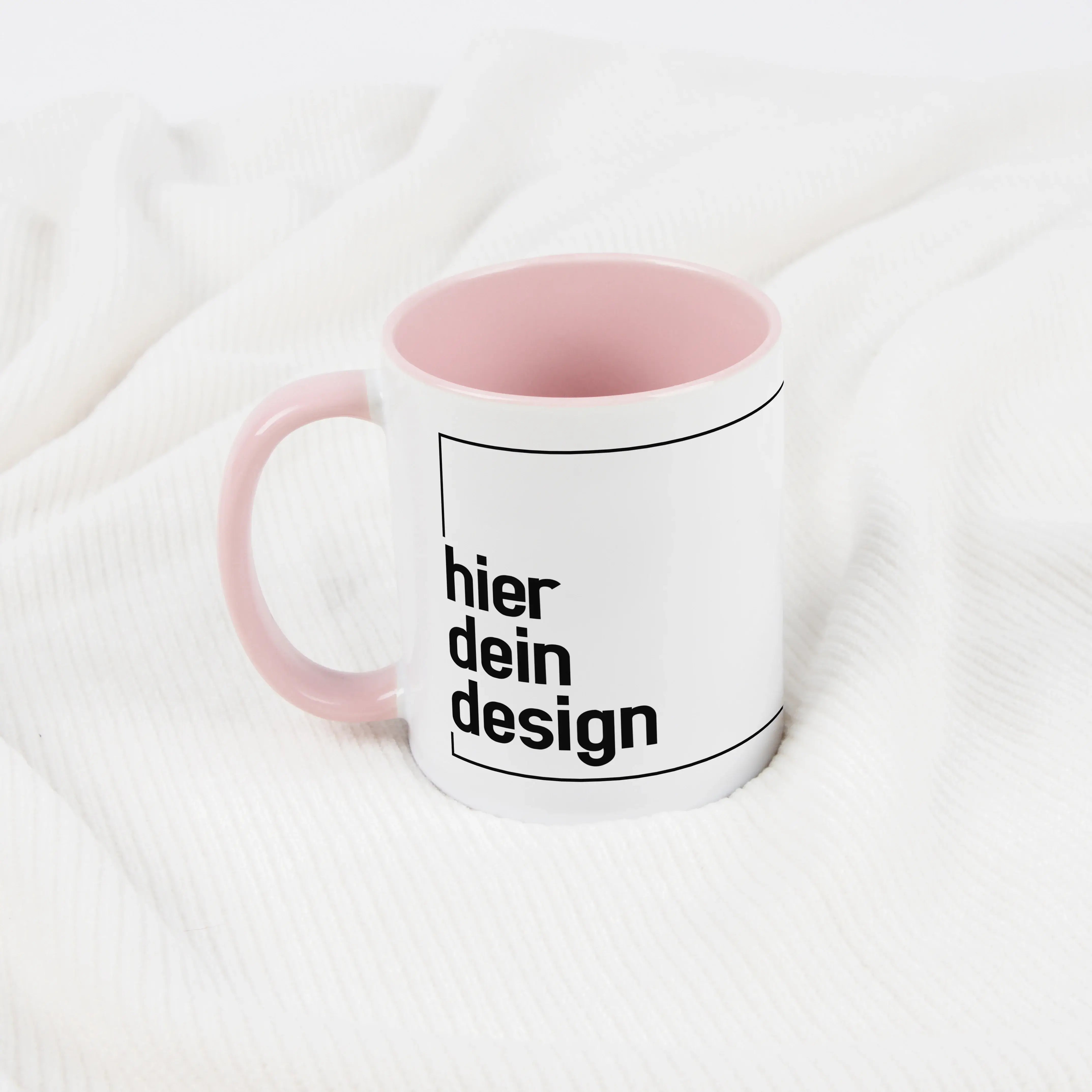 Tasse Dein Design-Keramik Tasse-famprints-Mit der Tasse Dein Design gestaltest du deinen ganz persönlichen Lieblingsbecher. Im Konfigurator von famprints lädst du eigene Fotos, Bilder oder Grafiken hoch und ergänzt sie mit deinem Wunschtext. So entsteht e
