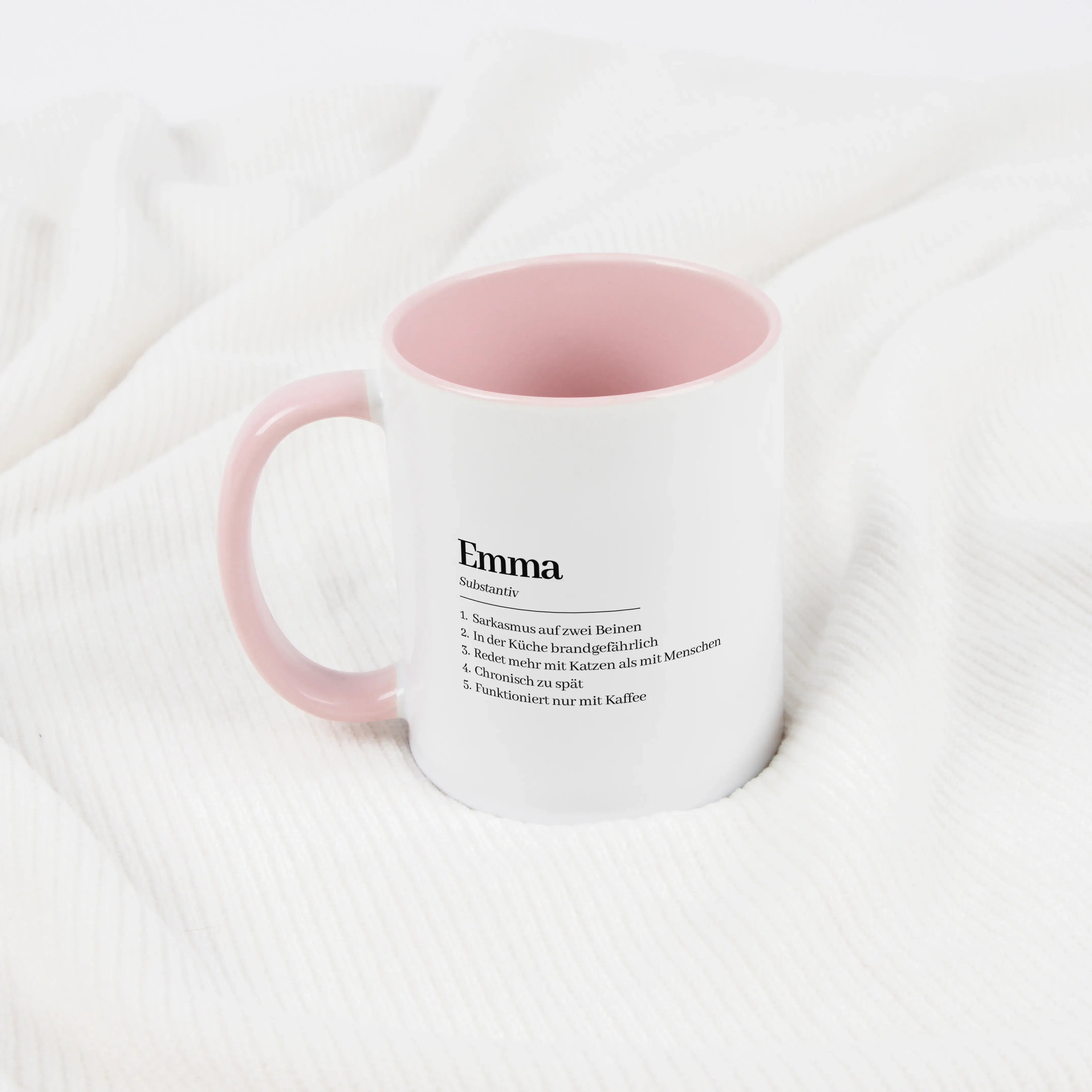 Namen Tasse Definition-Keramik Tasse-famprints-Die Namen Tasse Definition ist mehr als nur eine Tasse für Kaffee oder Tee. Du gestaltest hier eine persönliche Tasse mit Namen, die genau zu einem Menschen passt, den du überraschen möchtest. Unter dem Namen