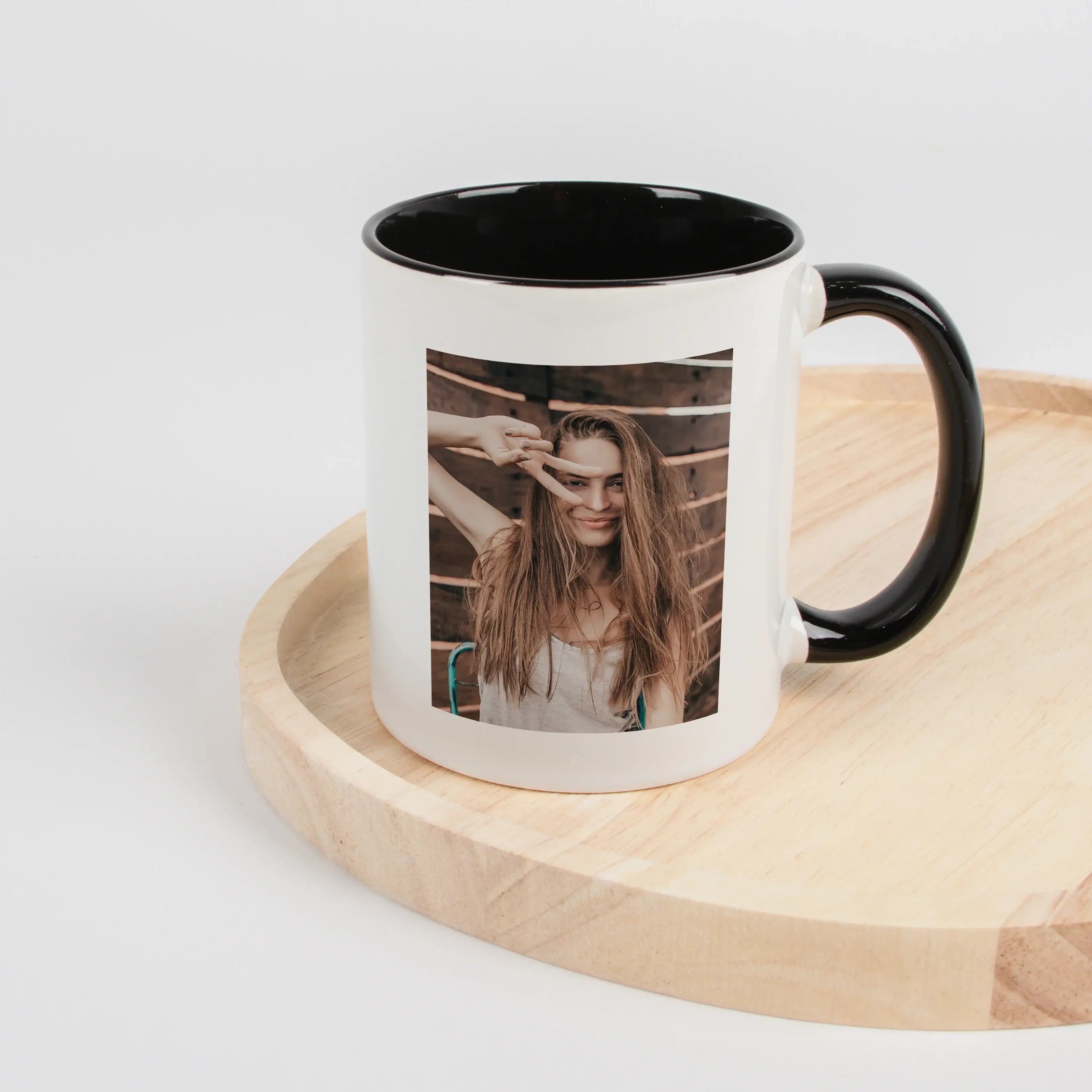 Namen Tasse Definition-Keramik Tasse-famprints-Die Namen Tasse Definition ist mehr als nur eine Tasse für Kaffee oder Tee. Du gestaltest hier eine persönliche Tasse mit Namen, die genau zu einem Menschen passt, den du überraschen möchtest. Unter dem Namen