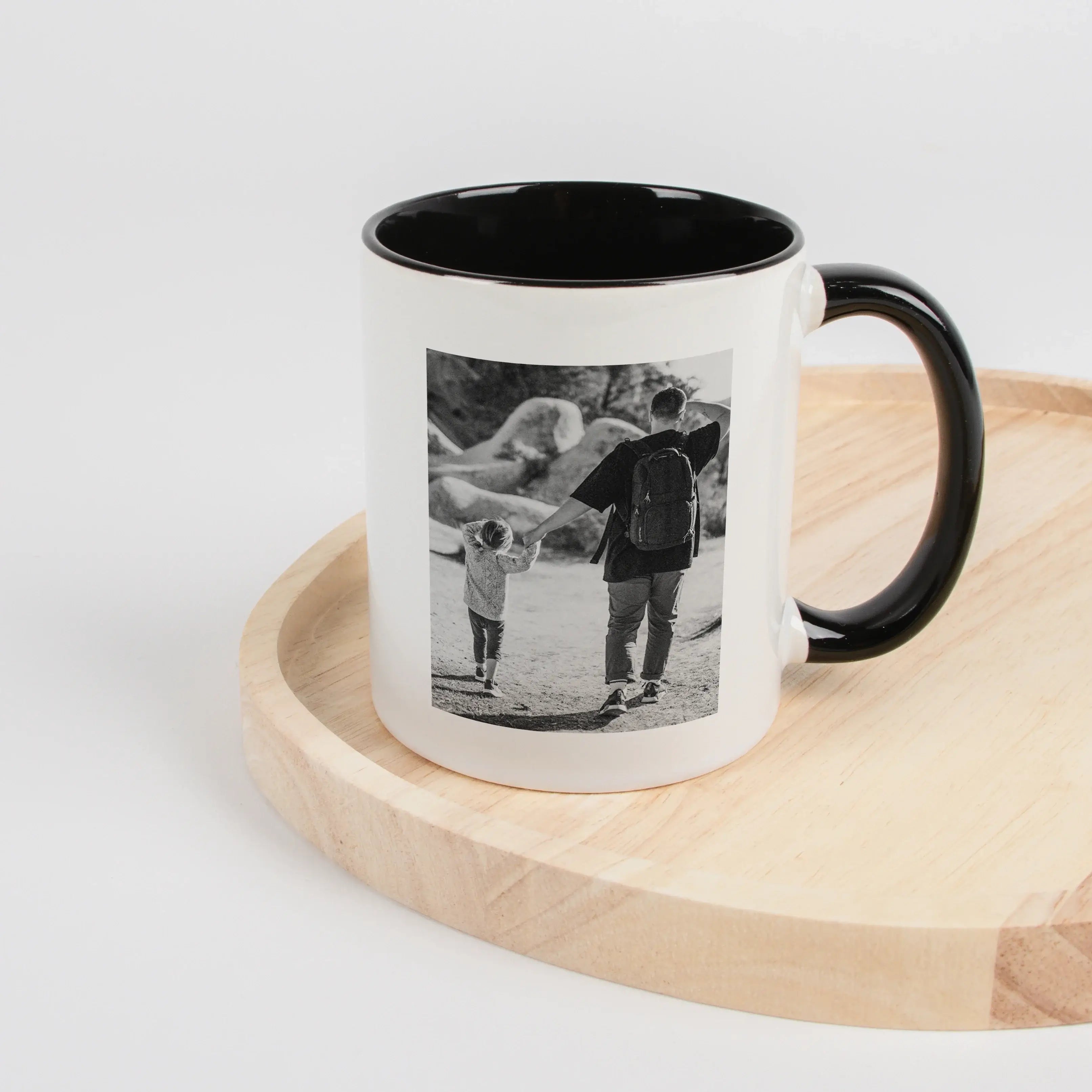 Tasse Definition Bonuspapa-Keramik Tasse-famprints-Die Tasse Definition Bonuspapa ist eine persönliche Geschenkidee für einen Mann, der für dich da ist und im Alltag einen festen Platz hat. Das Motiv zeigt eine liebevolle Beschreibung im Duden Stil und ma