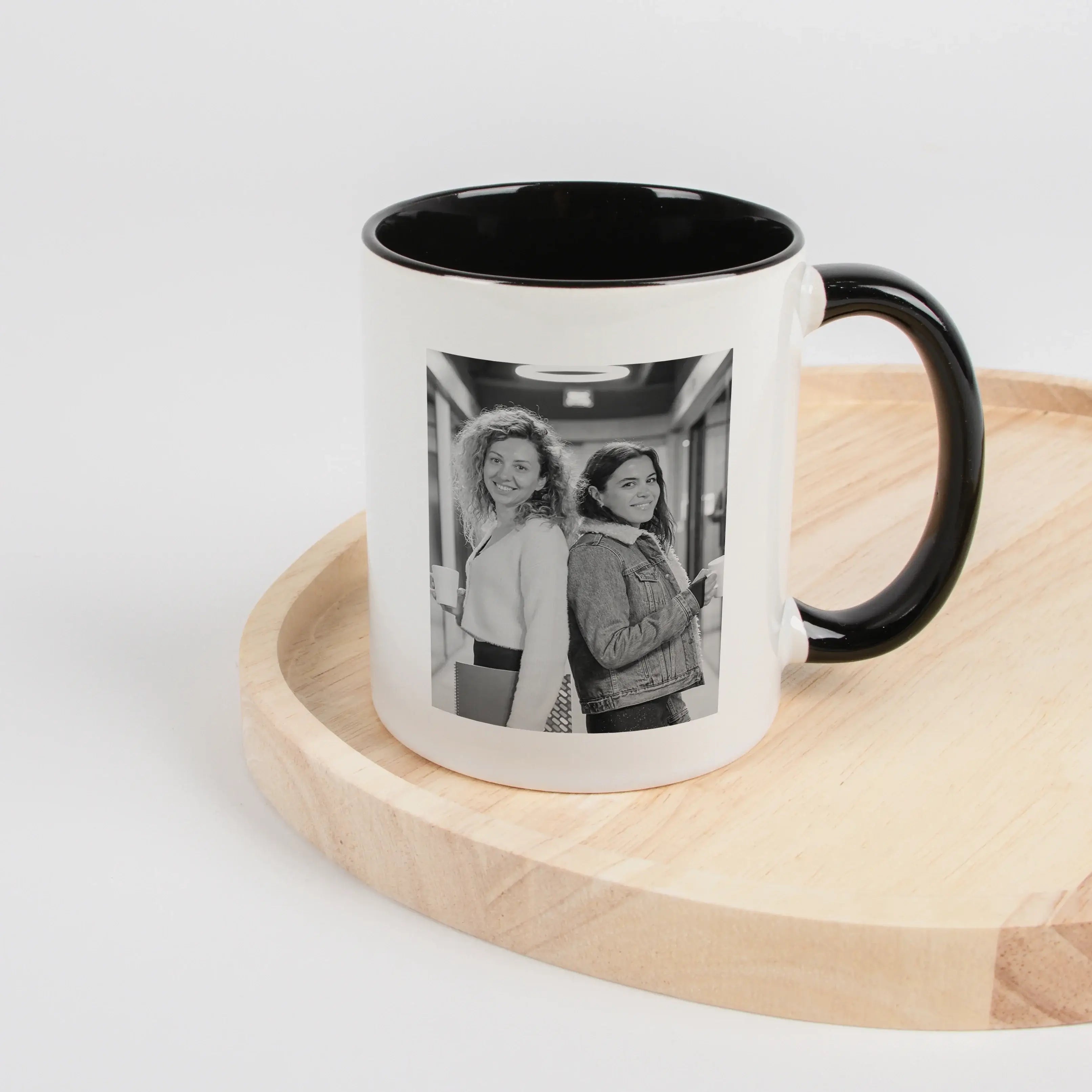 Tasse Definition Kollegin-Keramik Tasse-famprints-Die Tasse Definition Kollegin ist mehr als eine kleine Aufmerksamkeit für den Schreibtisch: Sie macht aus einem Alltagsmoment ein persönliches Geschenk mit Bedeutung. Der liebevolle Definitionstext im Dude