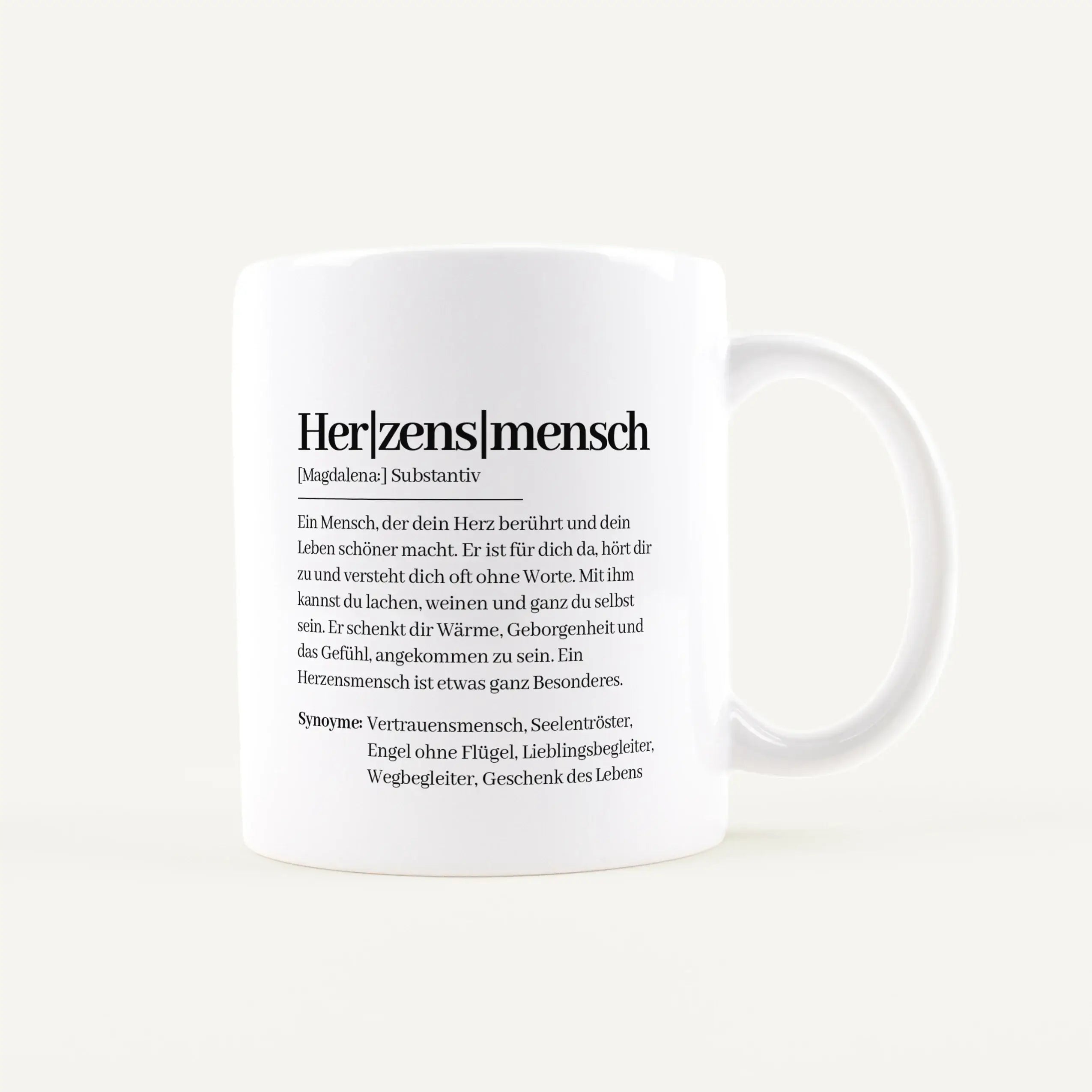Tasse Definition Herzensmensch-Keramik Tasse-famprints-Die Tasse Definition Herzensmensch ist mehr als nur eine Tasse für Kaffee oder Tee. Sie ist eine persönliche Aufmerksamkeit für einen Menschen, der einen festen Platz in deinem Herzen hat. Der liebevo