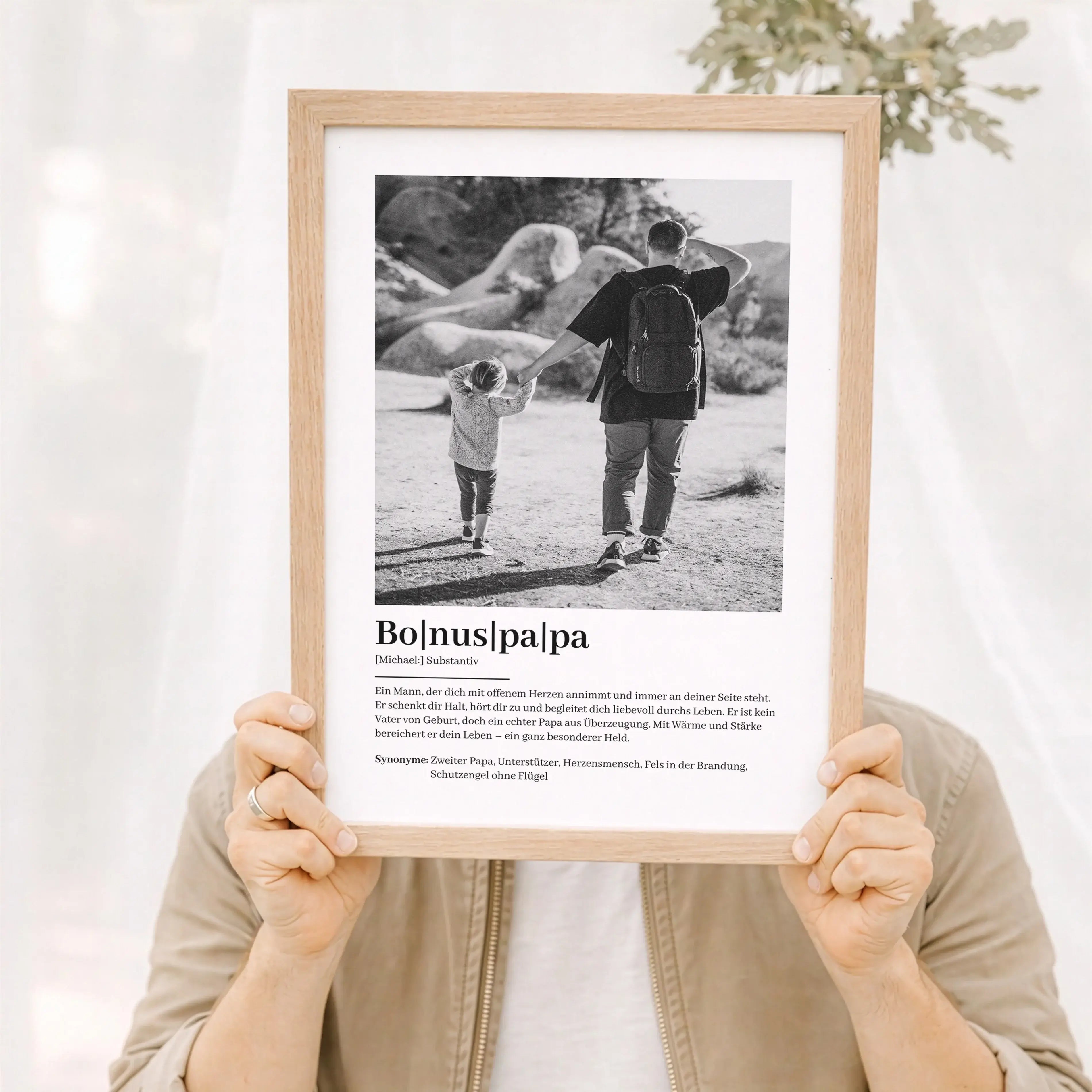 Bonuspapa Definition Poster mit Foto-Personalisiertes Poster-famprints-Das Bonuspapa Definition Poster mit Foto ist eine besondere Art, Danke zu sagen und Wertschätzung sichtbar zu machen. Es verbindet ein persönliches Bild mit einer liebevollen Definitio