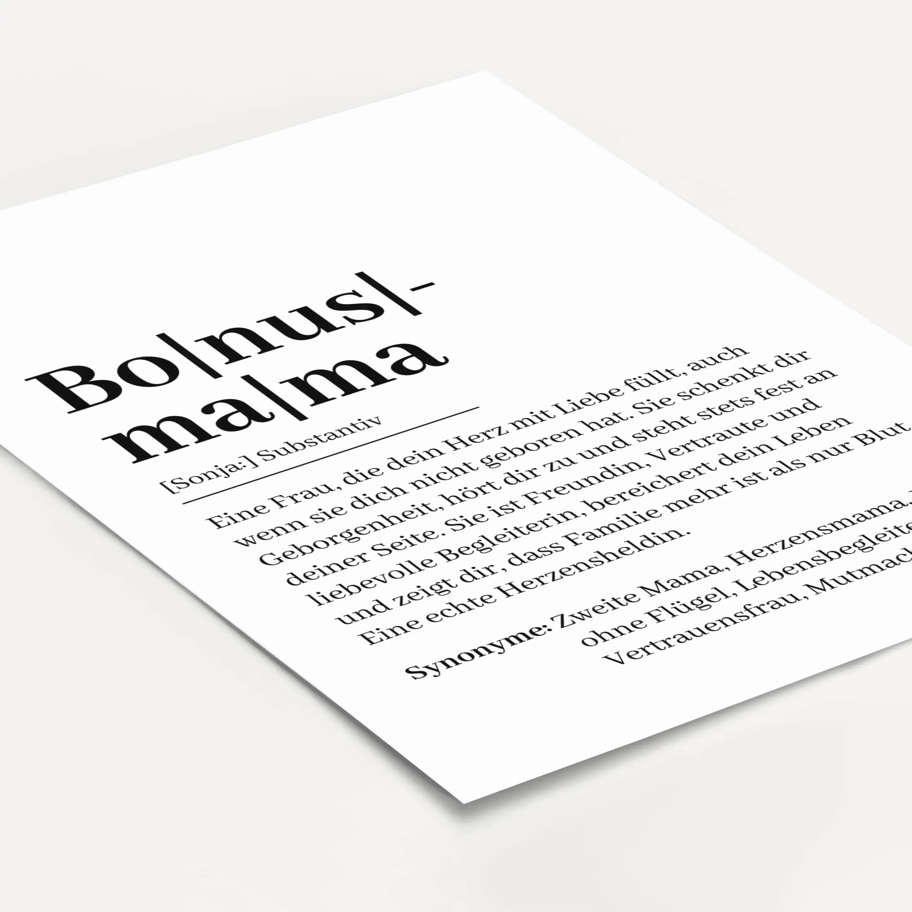 Bonusmama Definition Poster-Personalisiertes Poster-famprints-Das Bonusmama Definition Poster von famprints ist ein liebevolles Geschenk für Frauen, die Familie neu definieren. Die klare Definition bringt auf den Punkt, was eine Bonusmama ausmacht, mit We