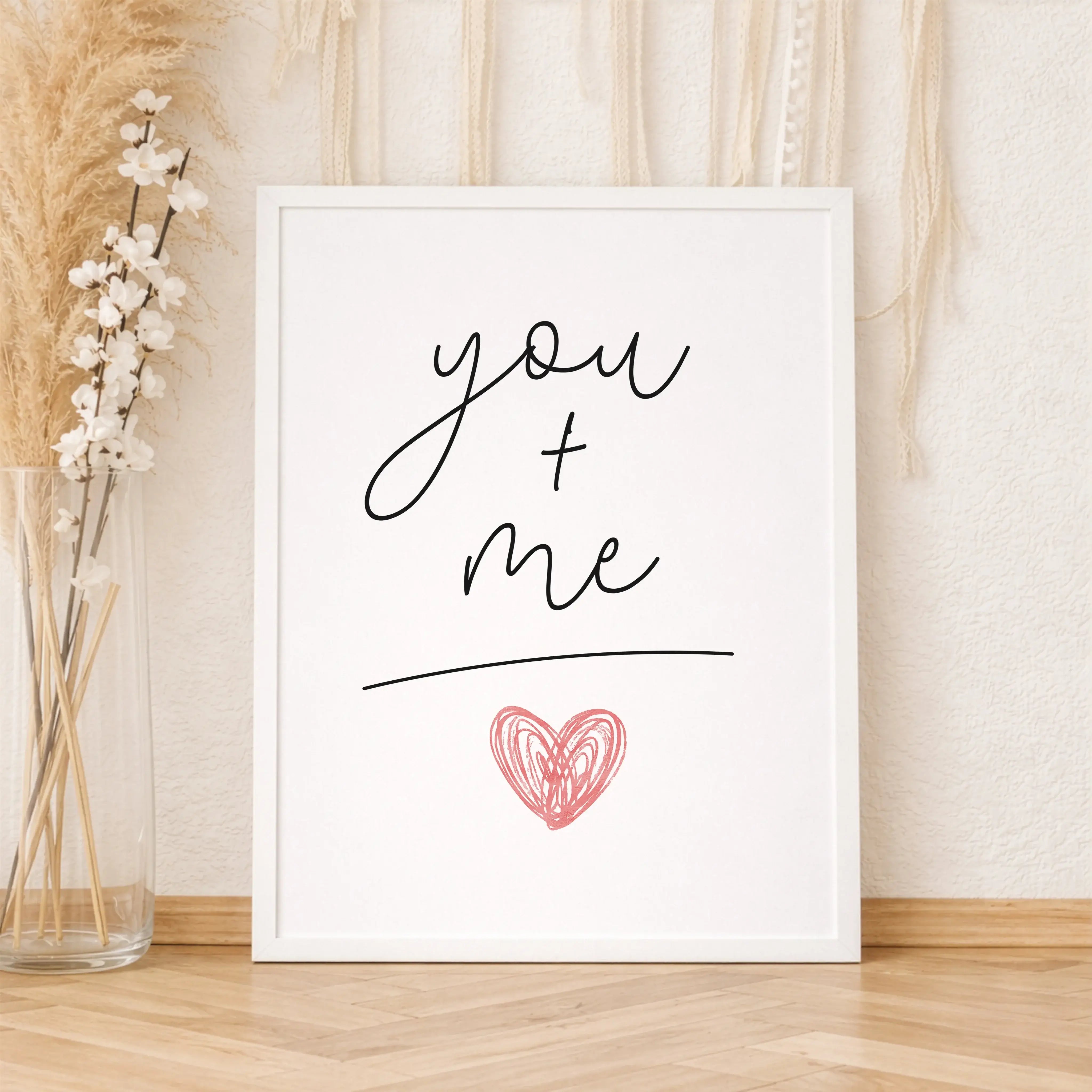 Poster 'You and me'-Poster-famprints-Das Poster You and me ist eine moderne Art, eure Verbindung sichtbar zu machen. Das minimalistische Design mit handschriftlichem Look passt sich ruhig und stilvoll jedem Raum an und wird schnell zu einem festen Teil eu