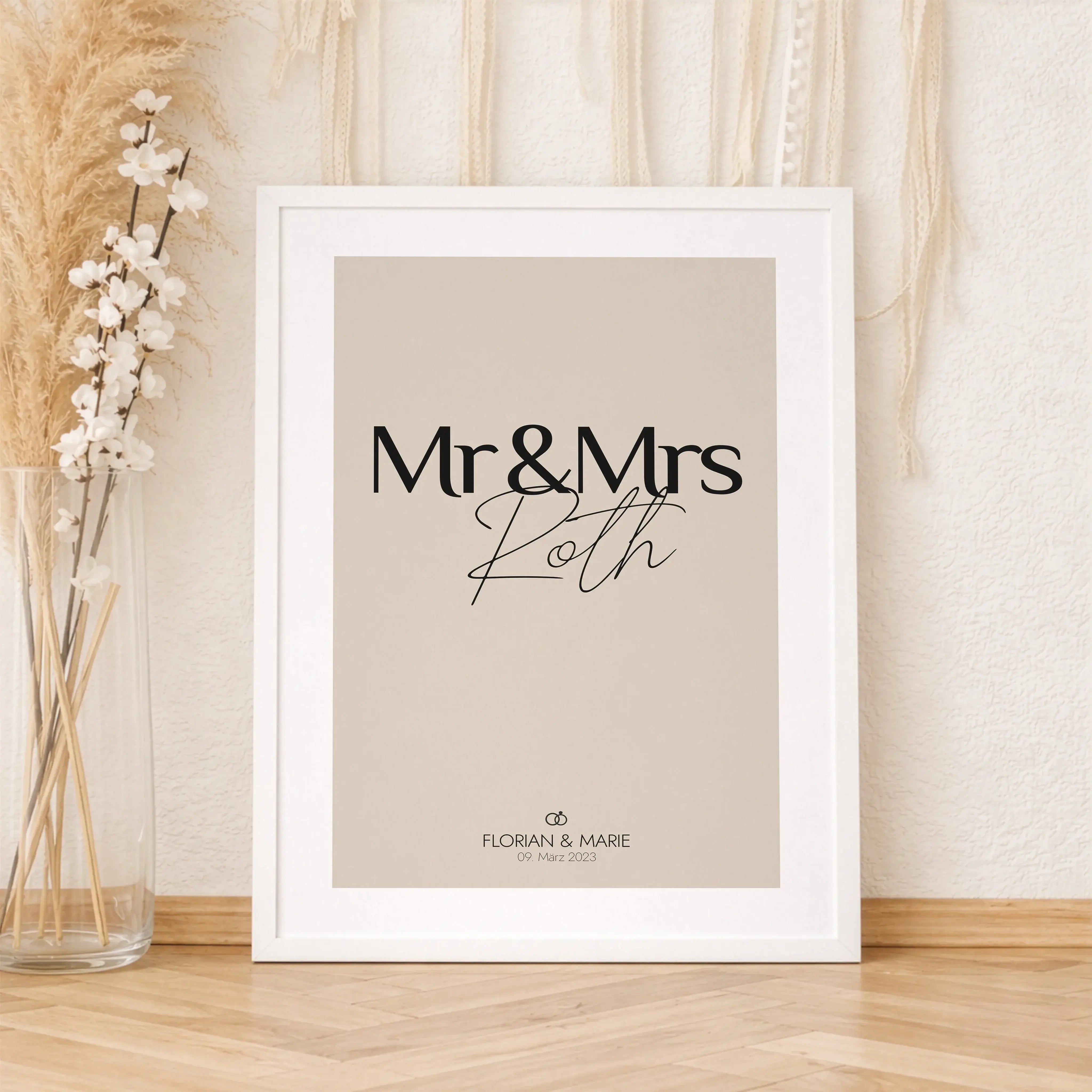 Hochzeit Poster Mr & Mrs-Personalisiertes Poster-famprints-Das Hochzeit Poster Mr & Mrs ist eine stilvolle Möglichkeit, eure Liebe sichtbar zu machen und euren großen Tag festzuhalten. Mit Namen, Datum oder einem persönlichen Zusatz wird aus dem Design ei