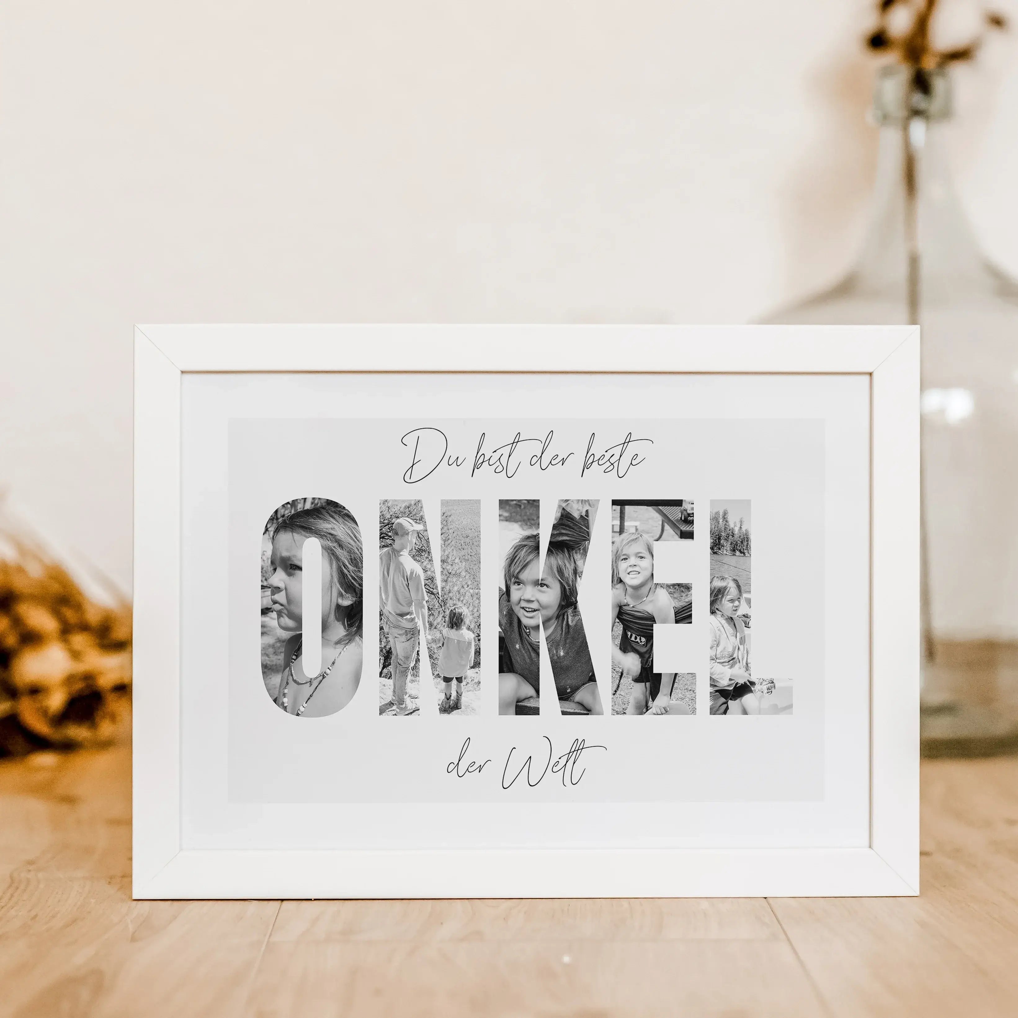 Bester Onkel Poster-famprints-Personalisiertes Poster-Das “Bester Onkel Poster” ist das ideale Geschenk für deinen lieben Onkel! Mit dicken Buchstaben geschrieben, kannst du hinter jedem Buchstaben ein persönliches Foto platzieren und so ein einzigartiges