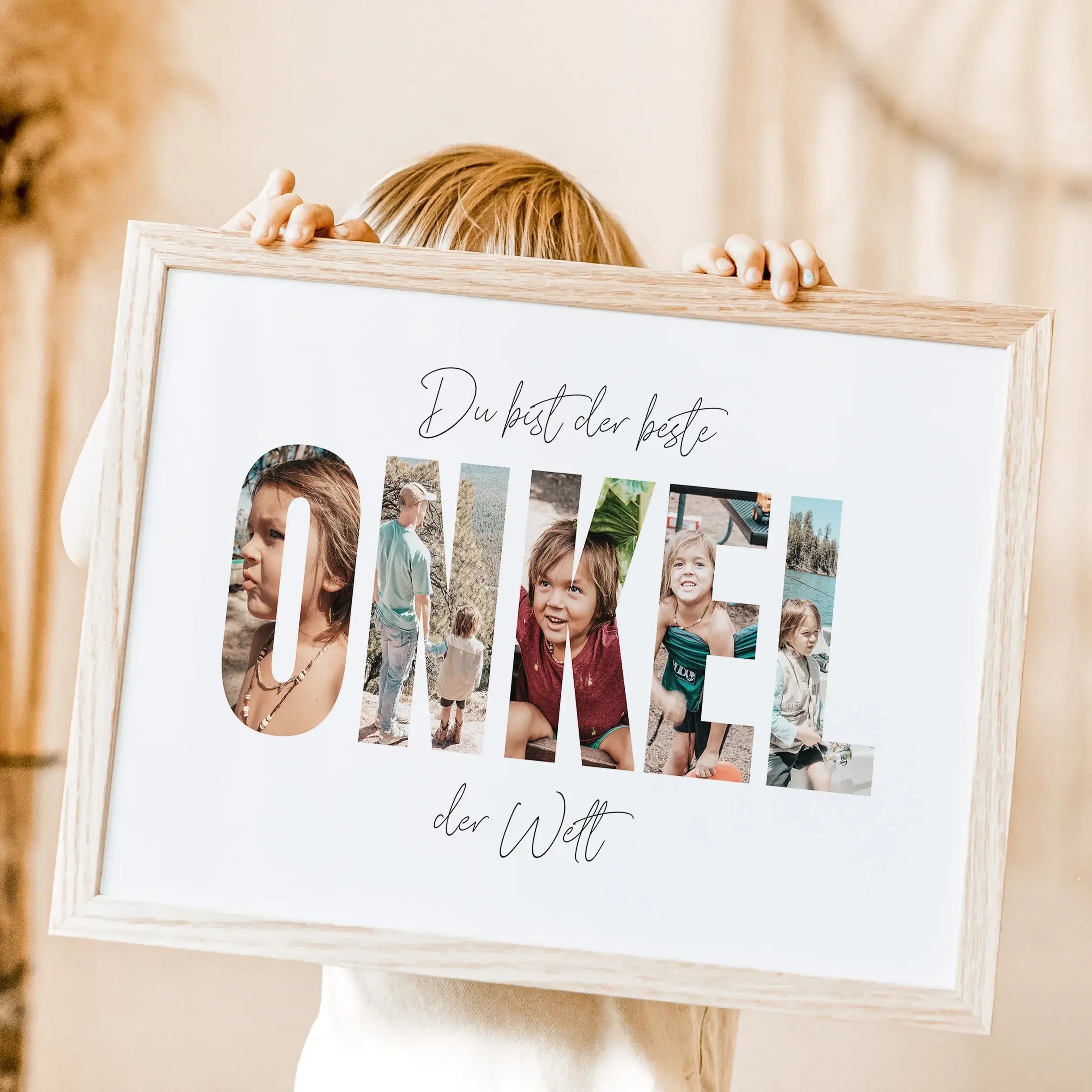 Bester Onkel Poster-famprints-Personalisiertes Poster-Das “Bester Onkel Poster” ist das ideale Geschenk für deinen lieben Onkel! Mit dicken Buchstaben geschrieben, kannst du hinter jedem Buchstaben ein persönliches Foto platzieren und so ein einzigartiges