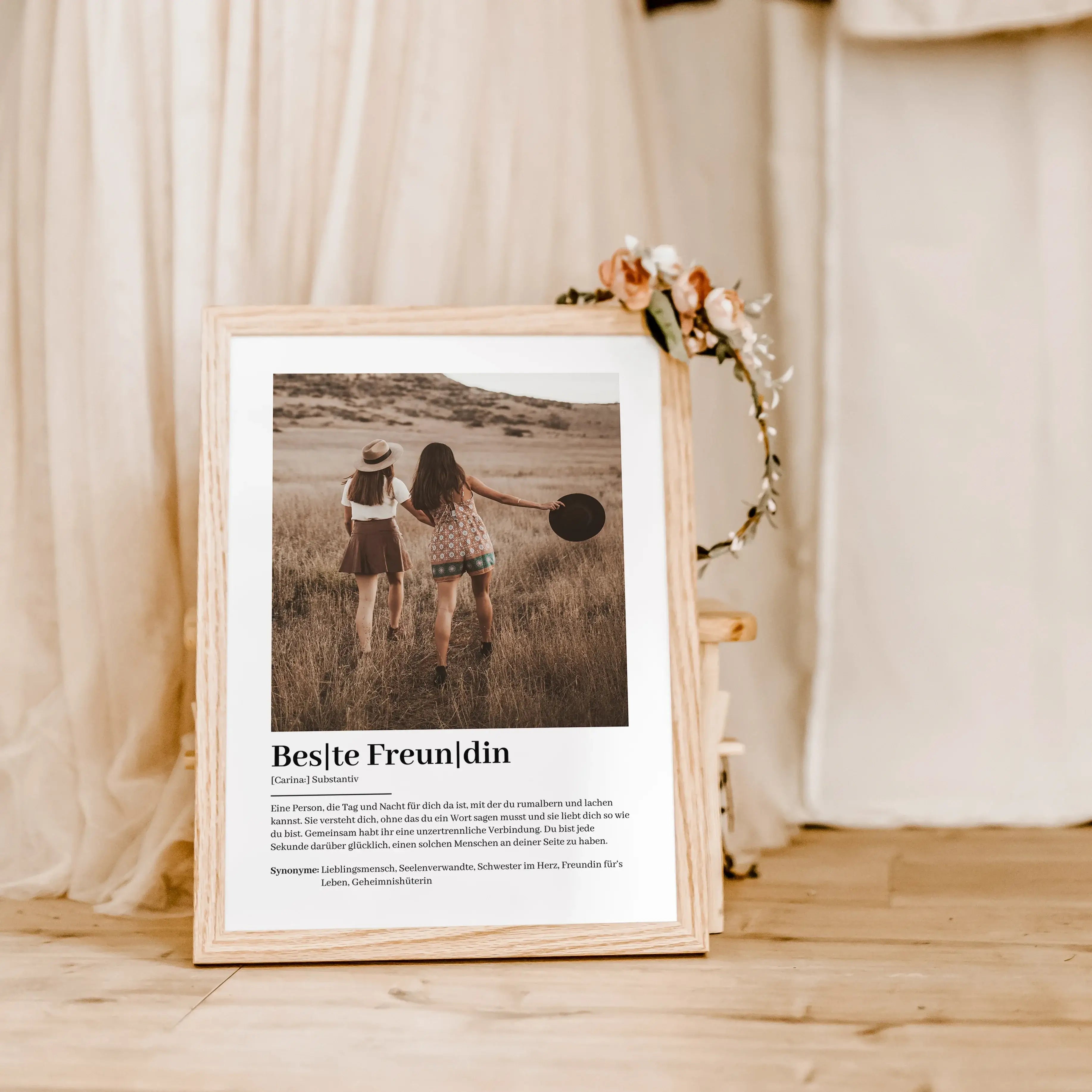 Beste Freundin Definition Foto Poster-famprints-Personalisiertes Poster-Unser "Beste Freundin Definition Foto Poster" ist das perfekte Geschenk für deine beste Freundin! Personalisierbar mit ihrem Namen und einem individuellen Text, zeigt dieses Poster in