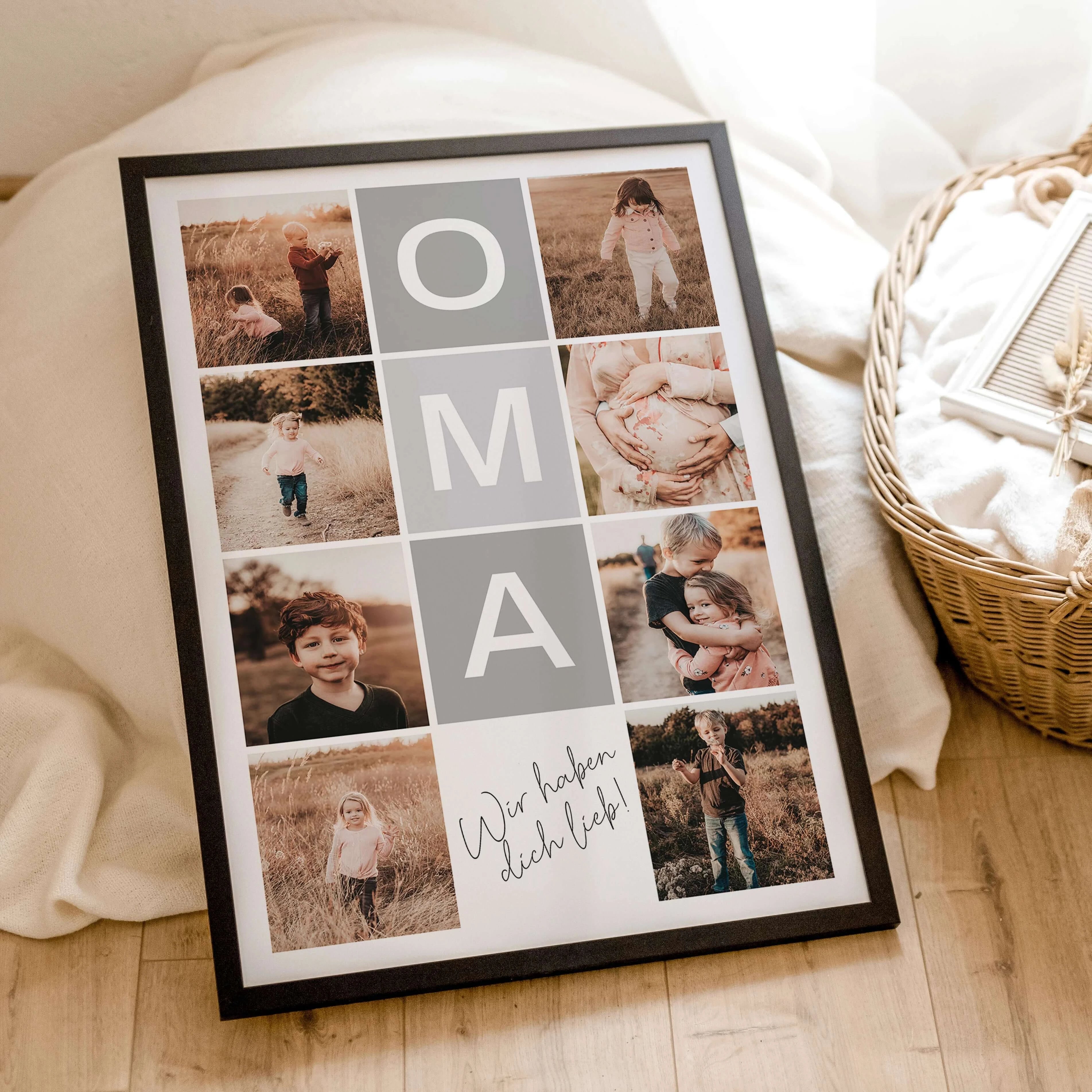 Fotocollage Oma Poster-famprints-Personalisiertes Poster-Gibt es eine bessere Art, deiner Oma zu zeigen, wie sehr du sie liebst, als mit einer personalisierten Fotocollage Oma von famprints? Lade einfach deine Lieblingsfotos hoch und füge deinen persönlic