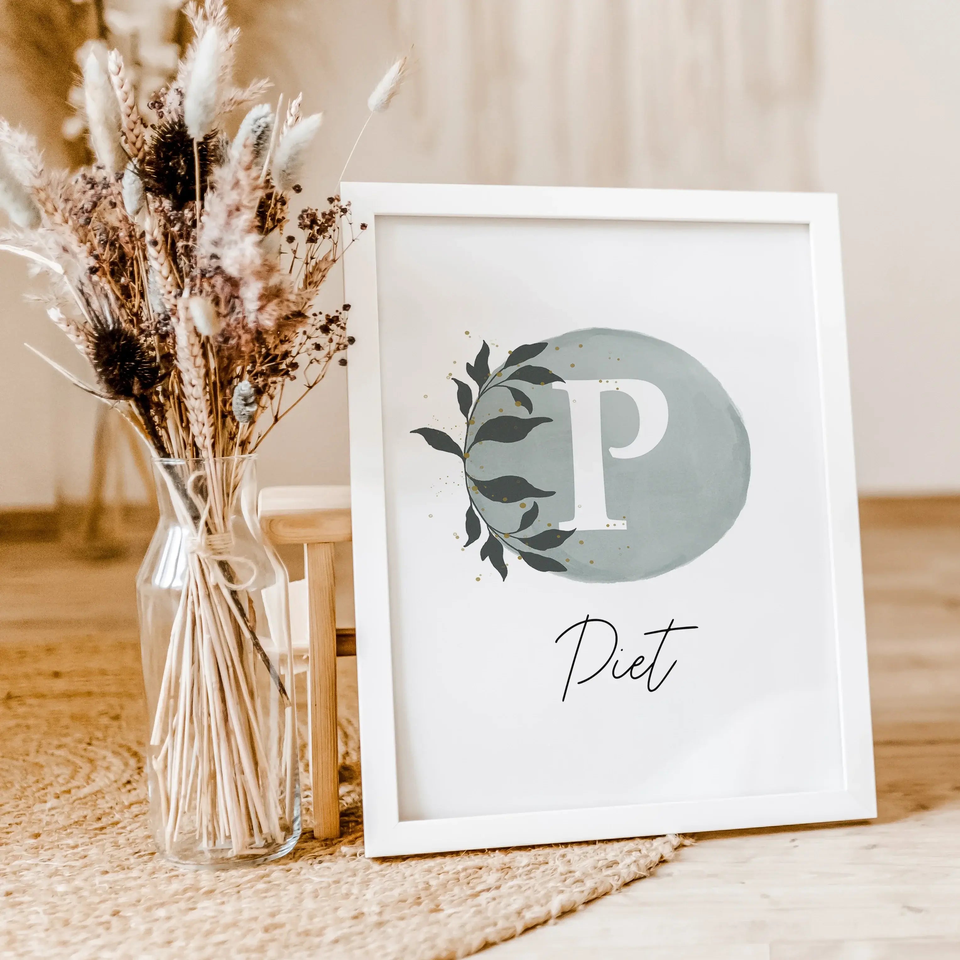 Buchstaben Poster Wasserfarbe-famprints-Personalisiertes Poster-Mache dein Kinderzimmer zu einer Kunstgalerie mit unserem wunderschönen Buchstaben Poster Wasserfarbe! Personalisiere es mit dem Anfangsbuchstaben und dem Namen deines Kindes für eine individ