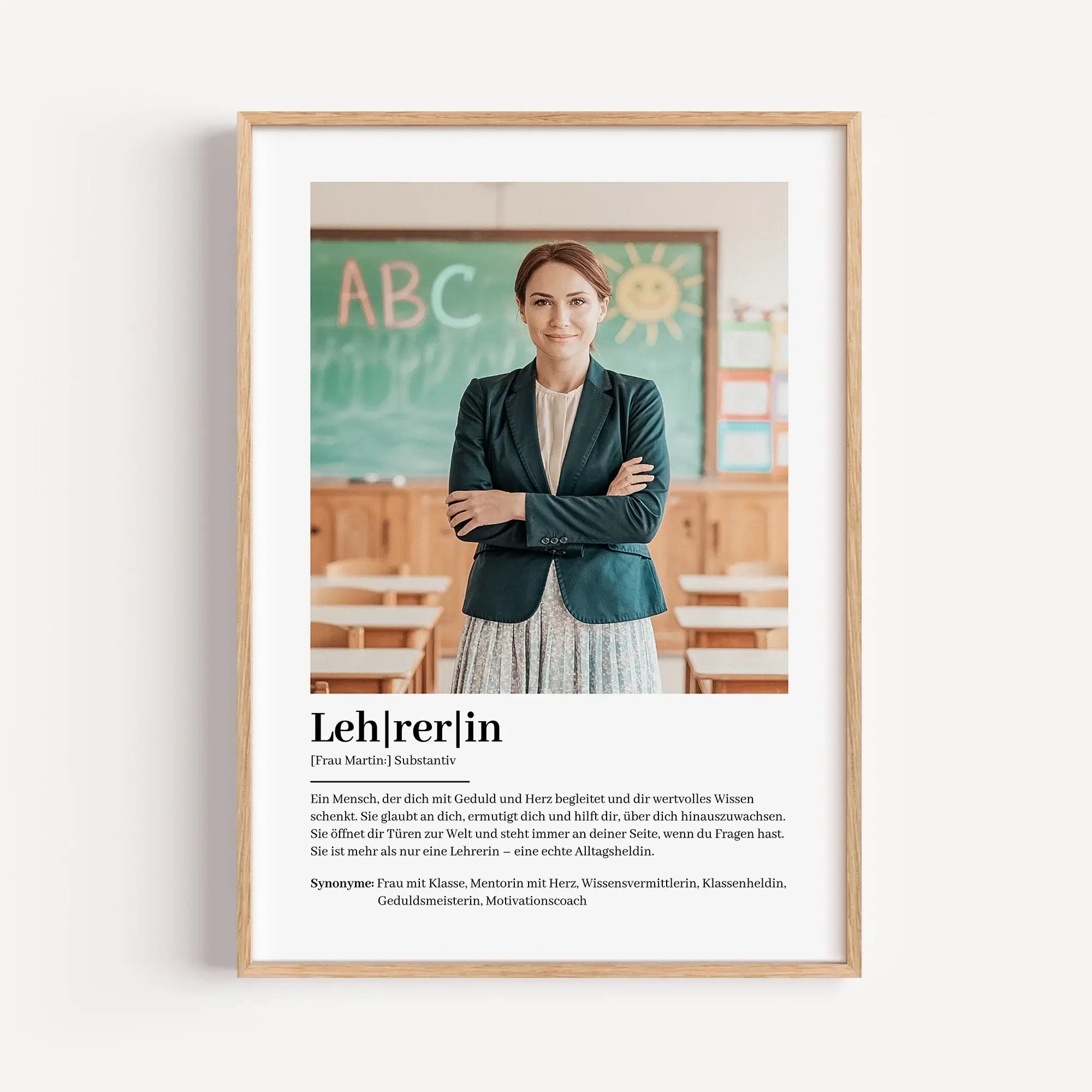Lehrerin Definition Poster mit Foto-Personalisiertes Poster-famprints-Das Lehrerin Definition Poster mit Foto ist ein persönliches Geschenk für alle, die einer Lehrerin ehrlich Danke sagen möchten. Mit einer liebevoll formulierten Definition, einem eigene