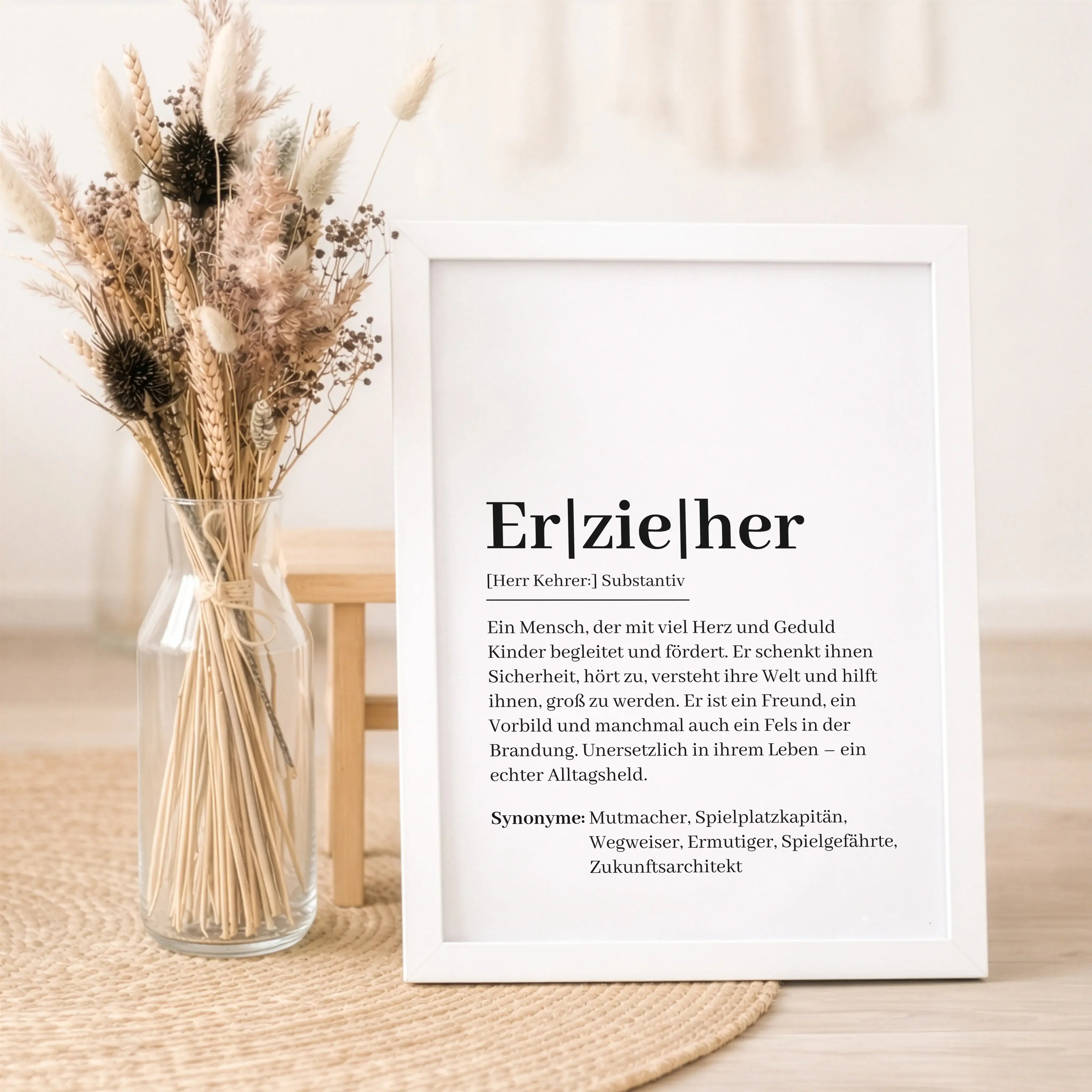 Erzieher Definition Poster-Personalisiertes Poster-famprints-Das Erzieher Definition Poster ist ein persönliches Geschenk, das Wertschätzung sichtbar macht. Die liebevoll formulierte Definition beschreibt auf moderne und ehrliche Weise, was einen Erzieher