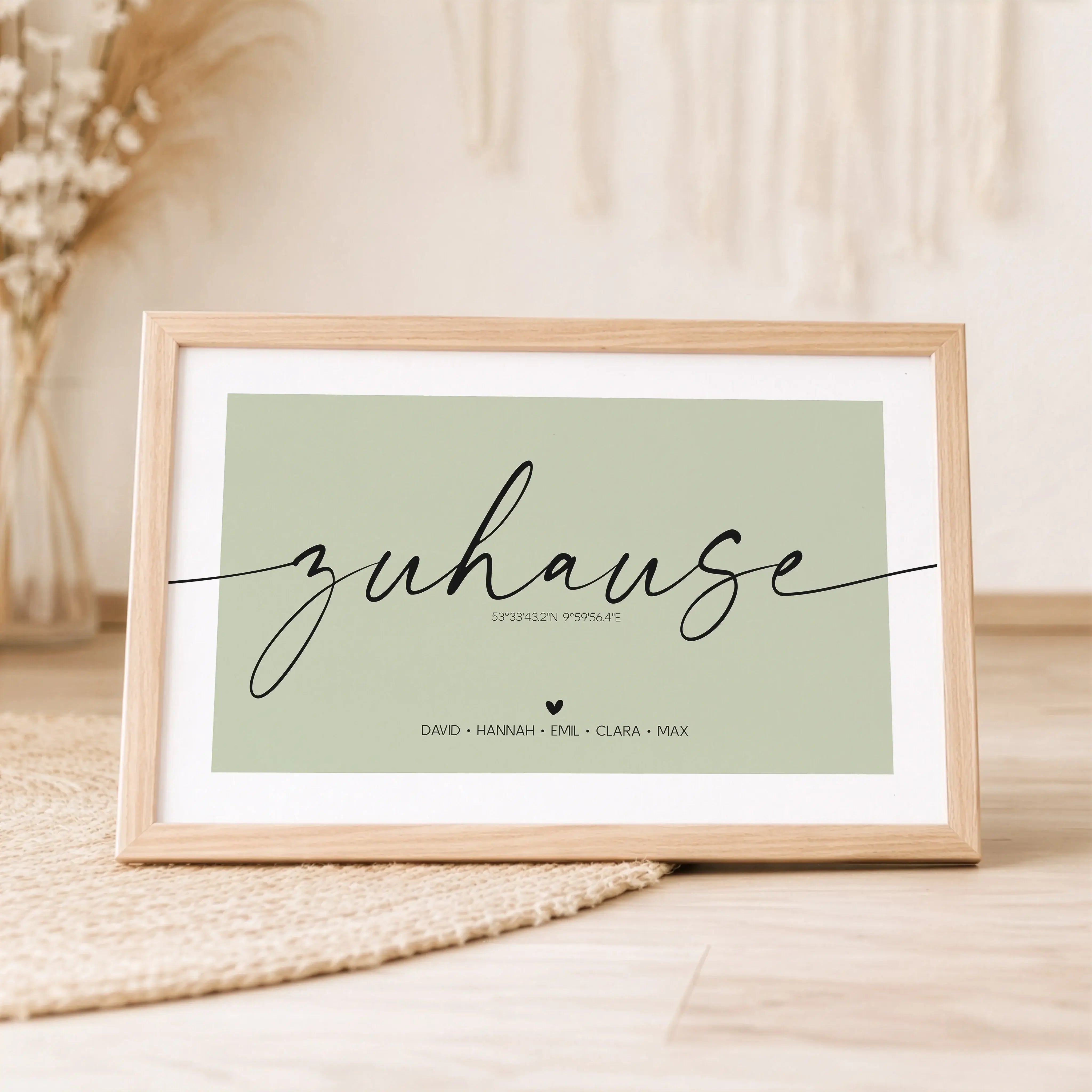 Poster Zuhause No1-Personalisiertes Poster-famprints-Das Poster Zuhause No1 von famprints macht aus deinem Zuhause einen Ort mit Bedeutung. Es zeigt nicht einfach vier Wände, sondern den Platz, an dem dein Leben passiert. Mit Namen, Datum oder Koordinaten