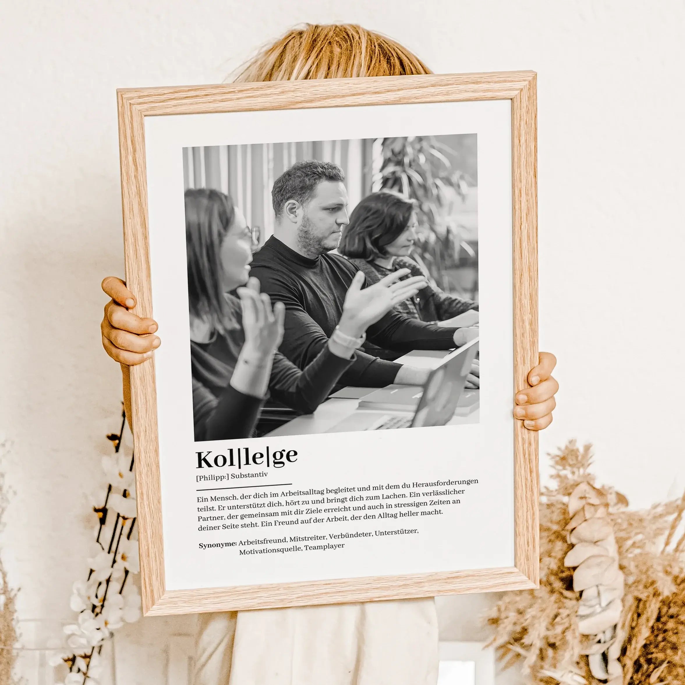 Kollege Definition Poster mit Foto-Personalisiertes Poster-famprints-Das Kollege Definition Poster mit Foto ist das perfekte personalisierte Geschenk für deinen Kollegen. Auf liebevolle und humorvolle Weise beschreibt das Poster, wie dein Kollege wirklich