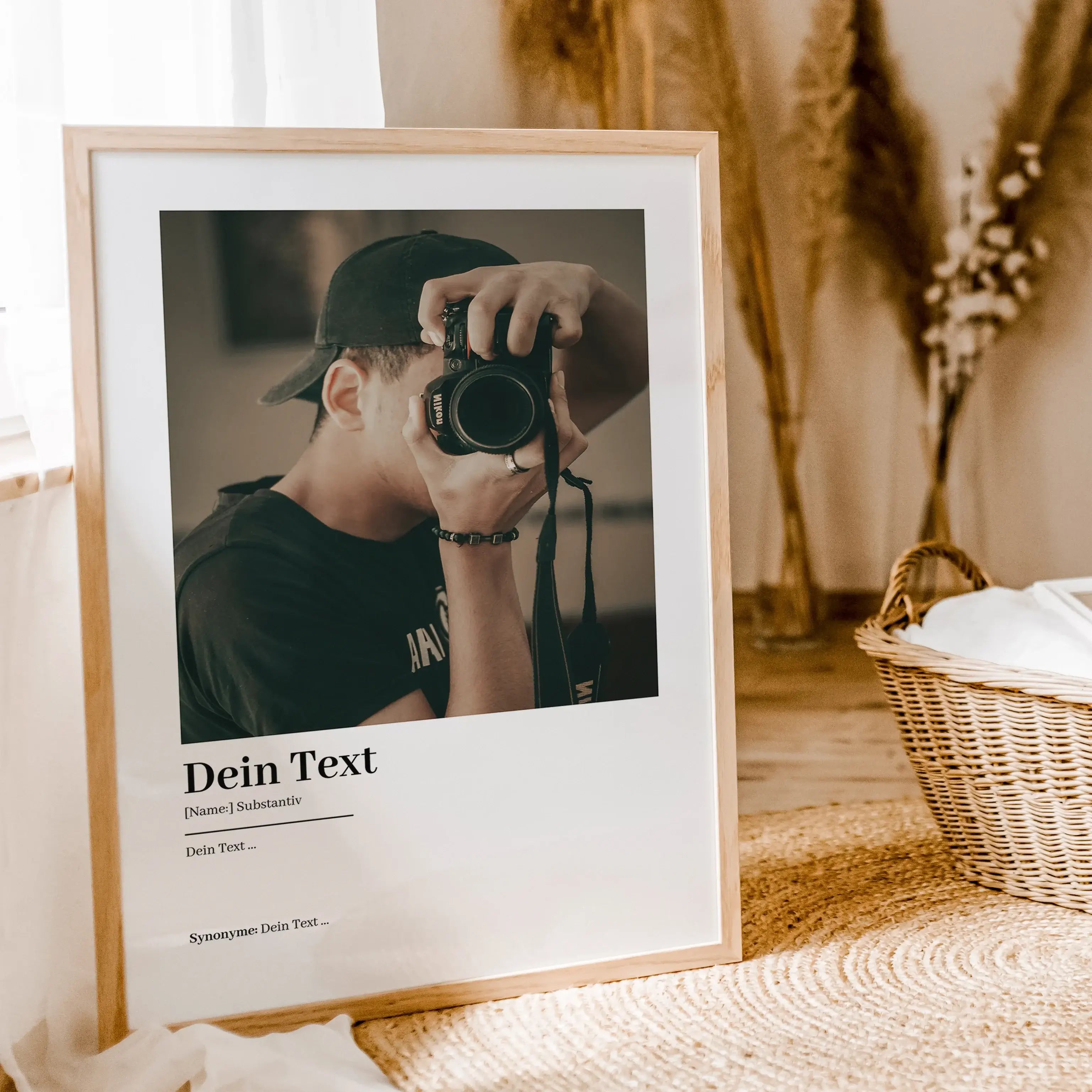 Eigener Text Definition Poster mit Foto - Personalisiertes Poster - famprints - Gestalte dein persönliches Highlight mit unserem Eigener Text Definition Poster mit Foto! Dieses einzigartige Poster kannst du individuell mit deinem eigenen Text, Namen und e