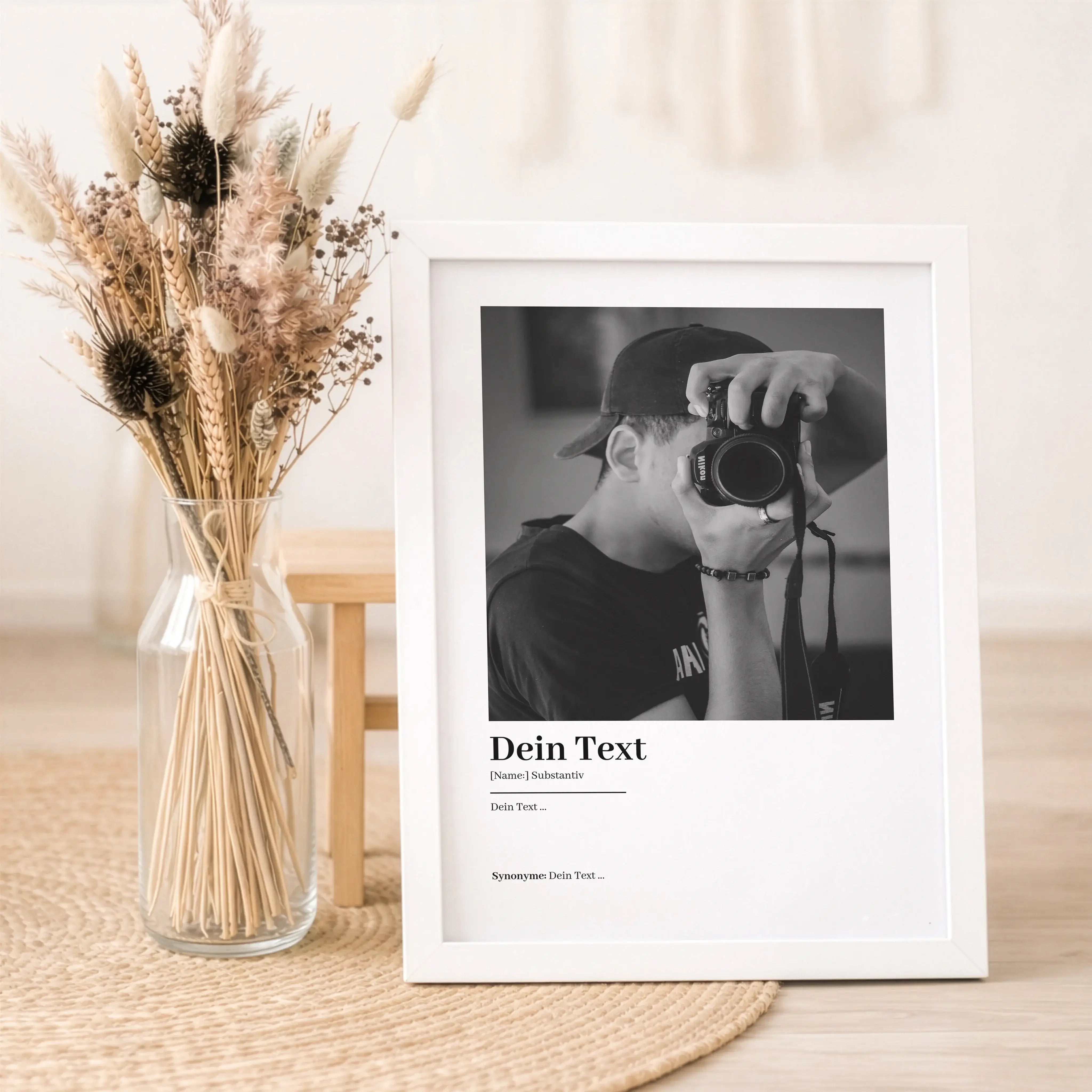 Eigener Text Definition Poster mit Foto-Personalisiertes Poster-famprints-Eigener Text Definition Poster mit Foto von famprints verbindet dein Lieblingsbild mit Worten, die Bedeutung haben. Du gestaltest ein persönliches Definition Poster, bei dem dein ei