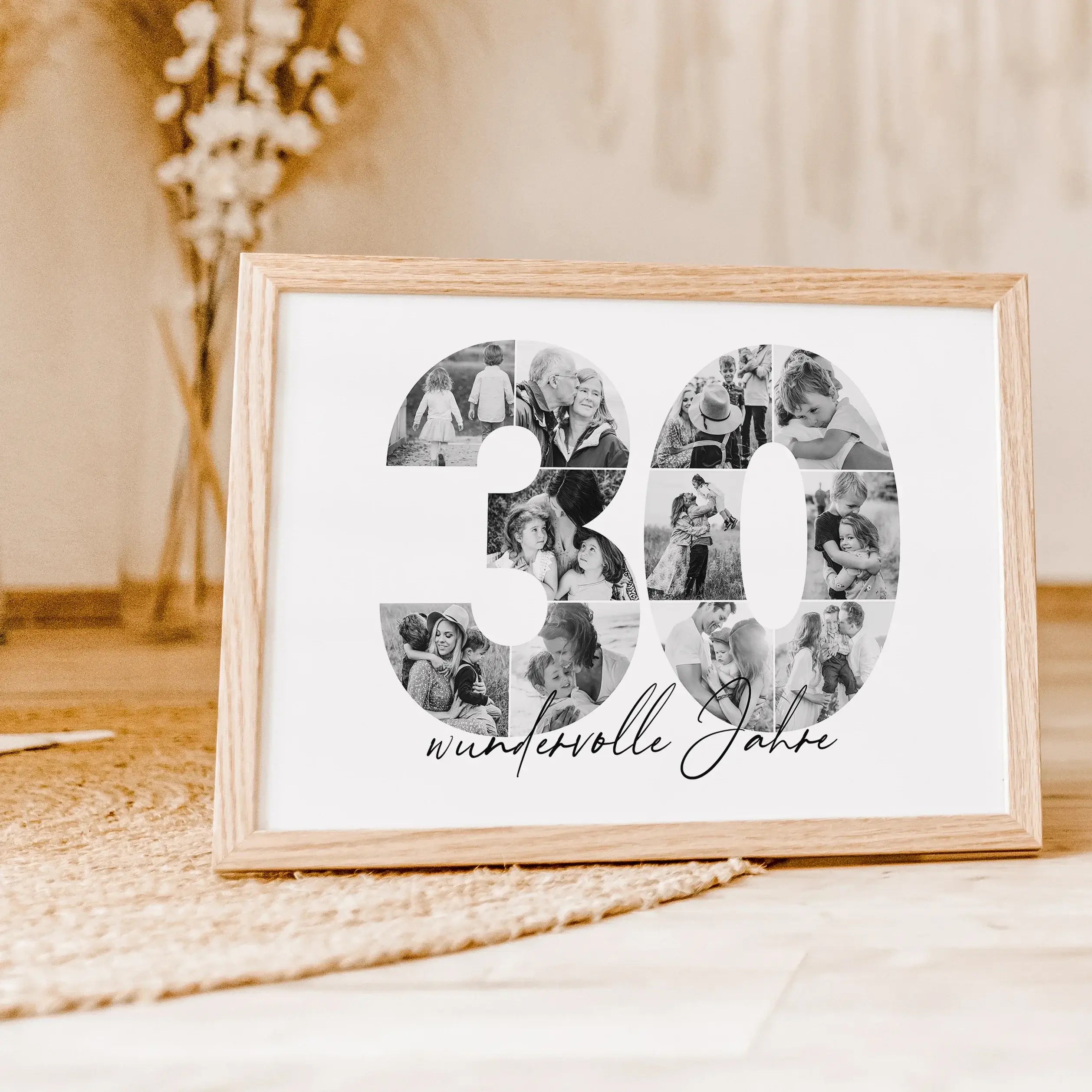 Foto Poster 30 Jahre - Personalisiertes Poster - famprints - Feiere besondere Momente mit unserem einzigartigen Foto Poster 30 – das perfekte personalisierte Geschenk zum Geburtstag, Hochzeitstag oder Jubiläum! Die große Zahl „30“ wird durch deine persönl