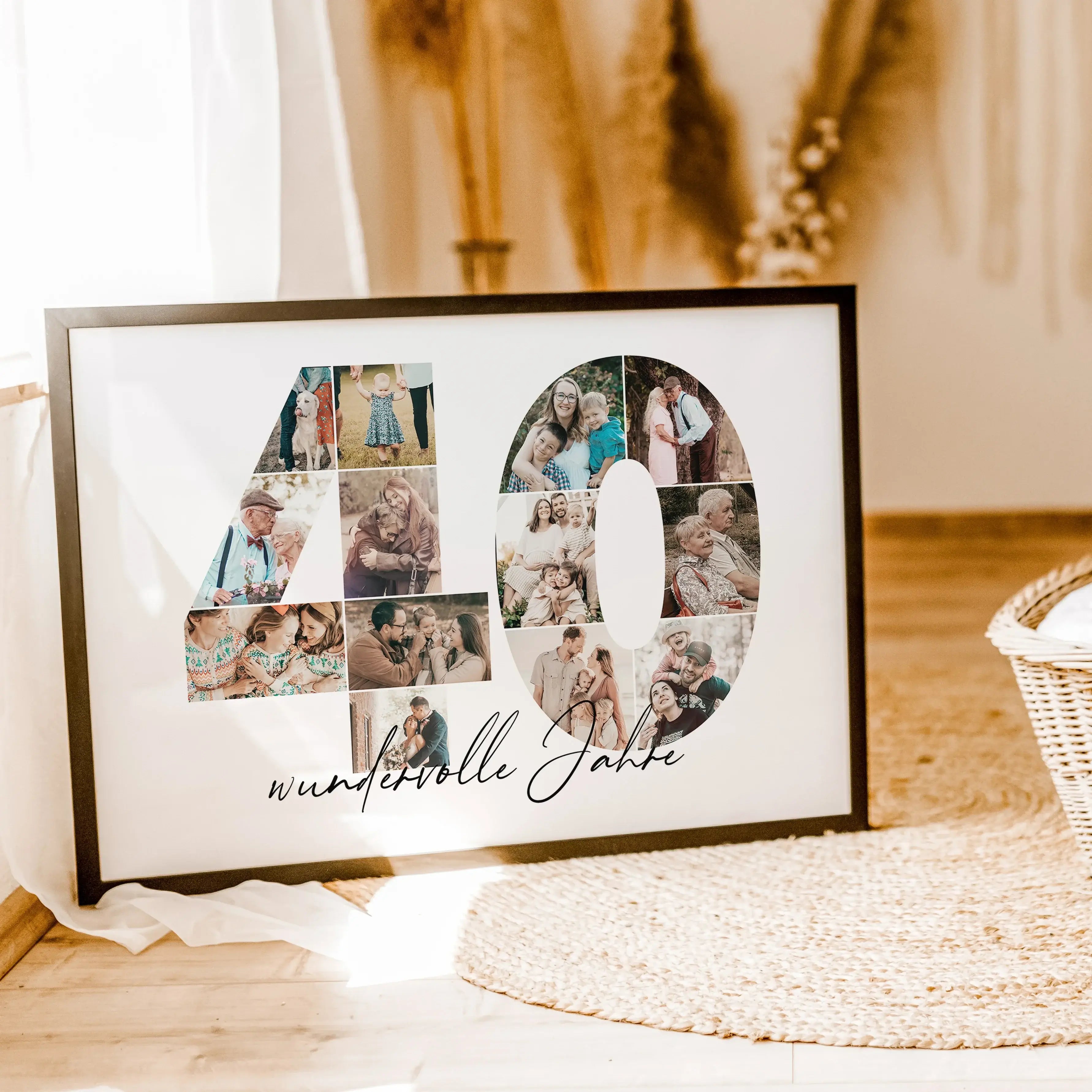 Foto Poster 40 Jahre - Personalisiertes Poster - famprints - Feiere besondere Momente mit unserem einzigartigen Foto Poster 40 – das perfekte personalisierte Geschenk für Geburtstag, Hochzeitstag oder Jubiläum! Die große Zahl 40 wird mit deinen persönlich