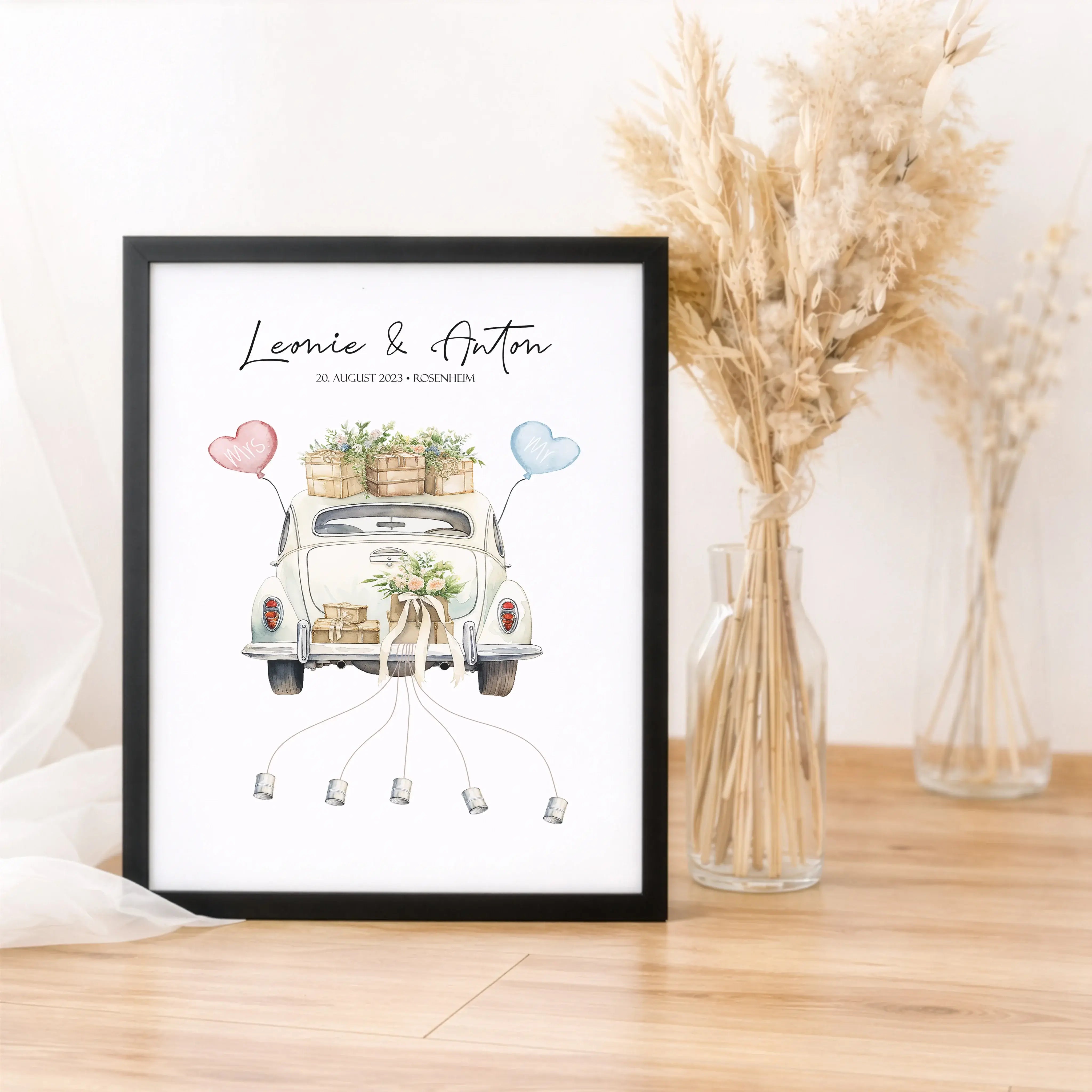 Wedding Car Poster-Personalisiertes Poster-famprints-Das Wedding Car Poster von famprints ist eine kreative Geschenkidee zur Hochzeit, die Persönlichkeit und Funktion verbindet. Im Mittelpunkt steht ein liebevoll illustriertes Hochzeitsauto, das individue