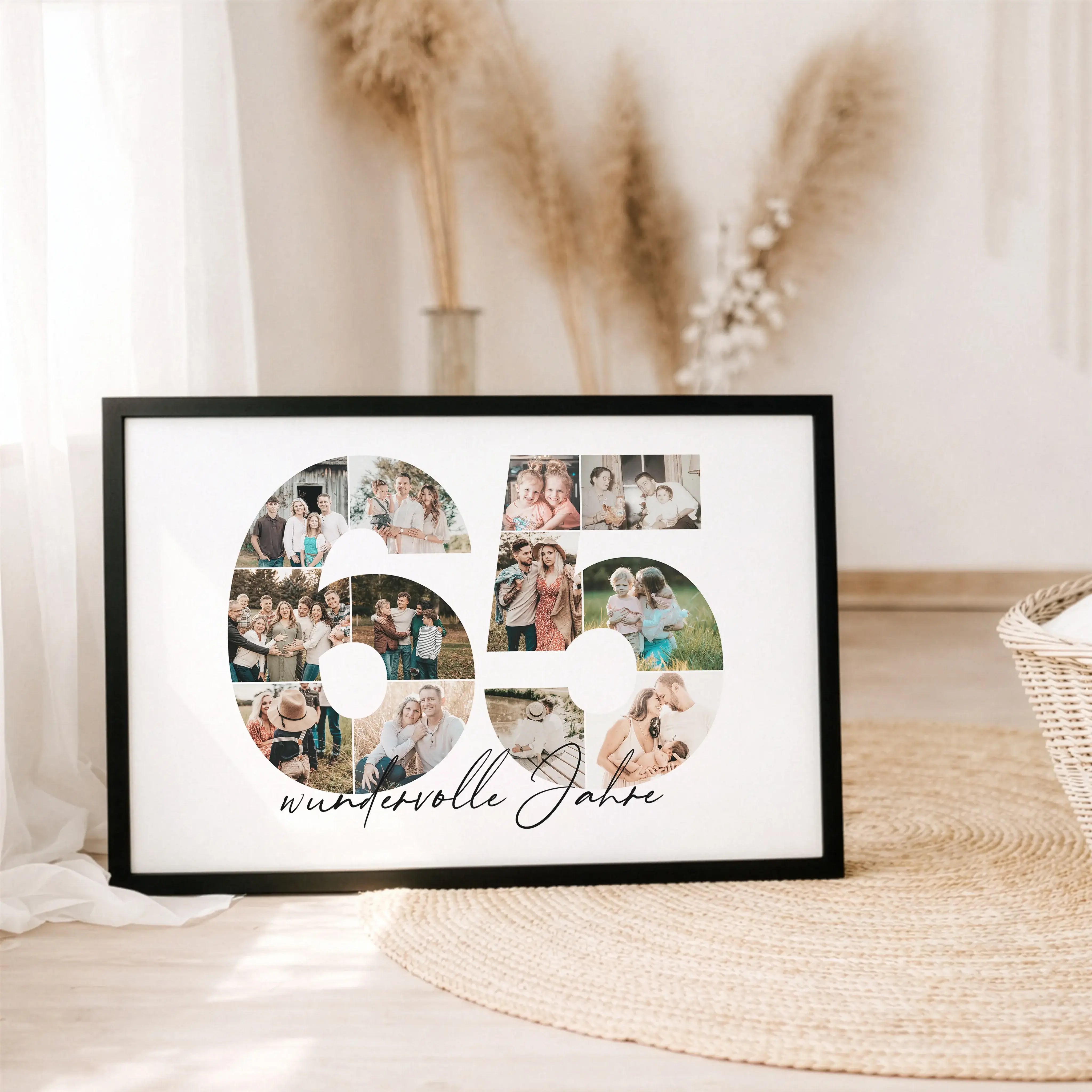 Foto Poster 65-Personalisiertes Poster-famprints-Das Foto Poster 65 von famprints macht aus einem besonderen Lebensjahr ein persönliches Erinnerungsstück. Die große Zahl 65 wird mit deinen eigenen Bildern gefüllt und zu einer harmonischen Fotocollage zusa