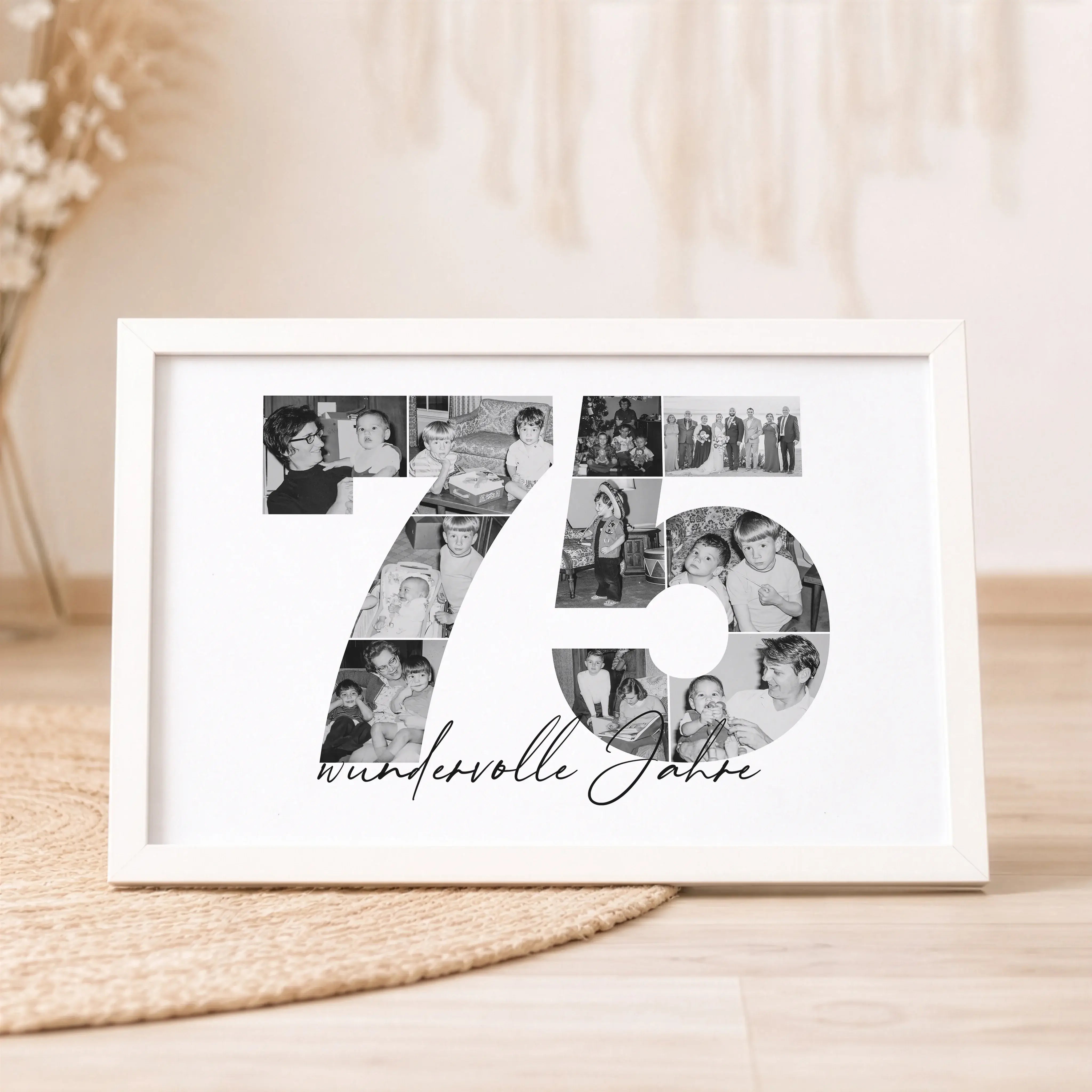 Foto Poster 75-Personalisiertes Poster-famprints-Das Foto Poster 75 ist eine persönliche Geschenkidee für besondere Anlässe wie den 75. Geburtstag, einen Hochzeitstag oder ein Jubiläum. Die große Zahl 75 wird aus deinen eigenen Fotos gestaltet und erzählt