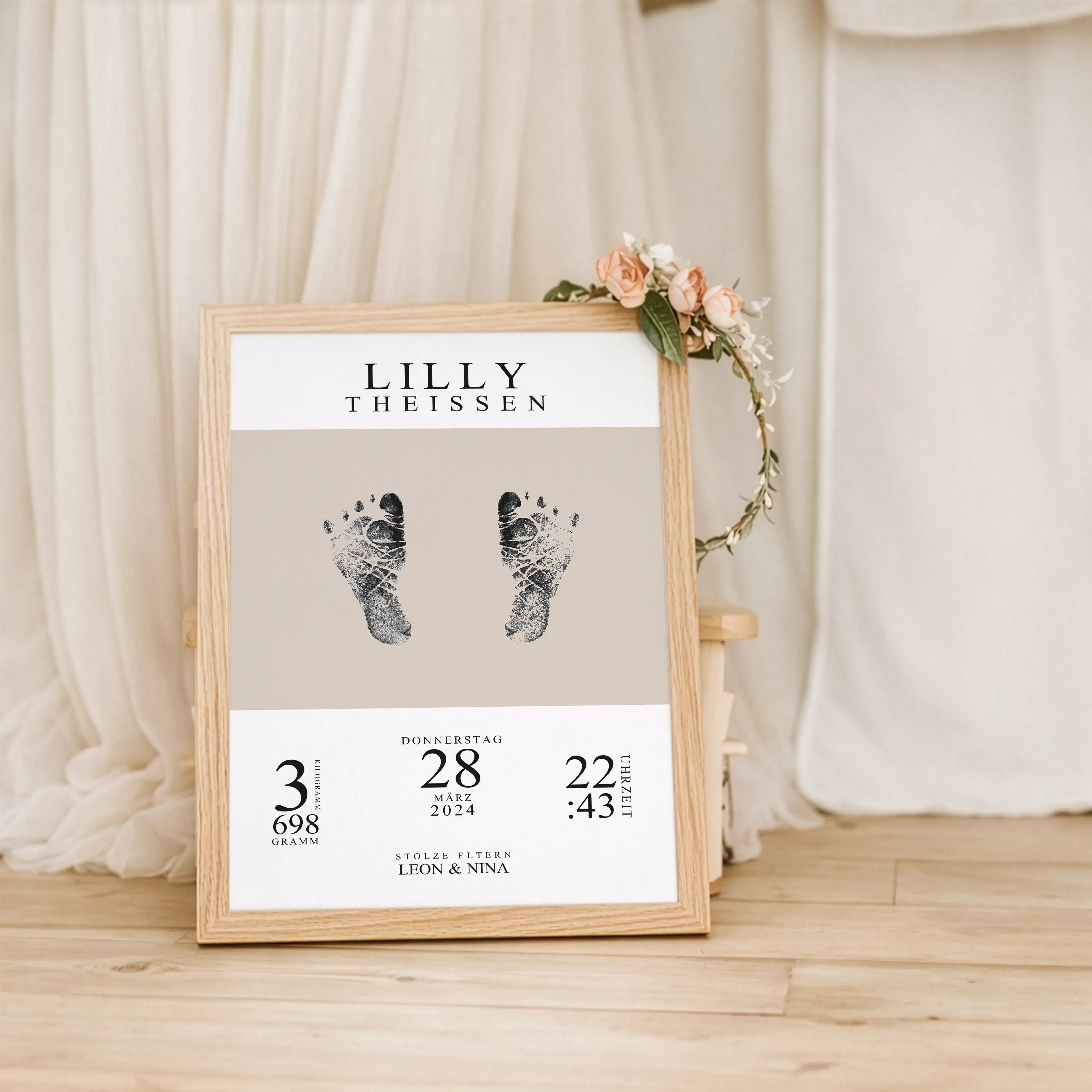 Geburtsposter mit Abdruck-Personalisiertes Poster-famprints-Ein Geburtsposter mit Abdruck hält die ersten großen Momente deines Babys stilvoll fest. Bei famprints gestaltest du ein personalisiertes Poster zur Geburt, das Name, Geburtsdatum, Uhrzeit und Ge