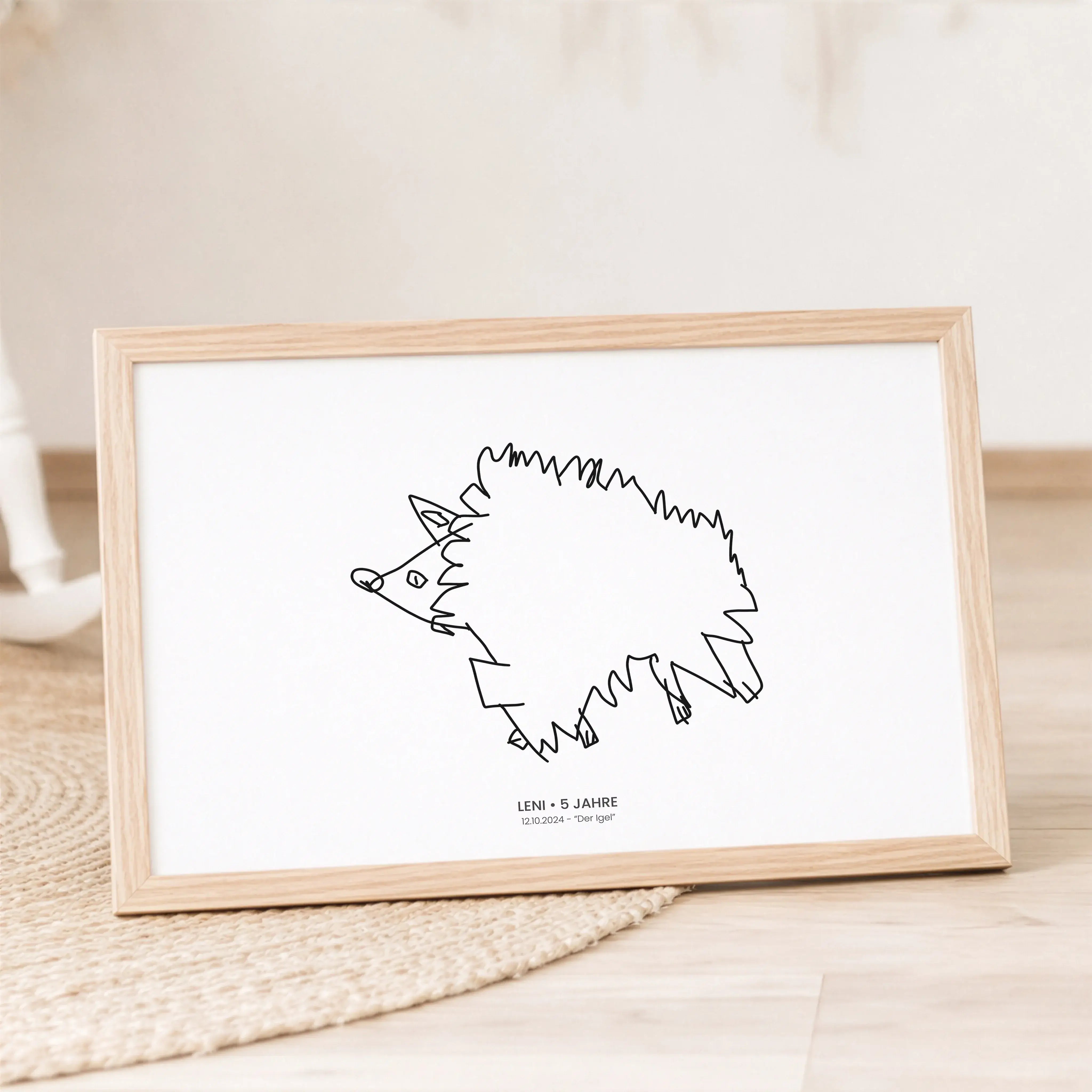 Kinderkunst Poster No2-Personalisiertes Poster-famprints-Das Kinderkunst Poster No2 von famprints macht aus einer einfachen Kinderzeichnung ein persönliches Wandbild mit Bedeutung. Du lädst das gemalte Kunstwerk deines Kindes hoch und wir verwandeln es in