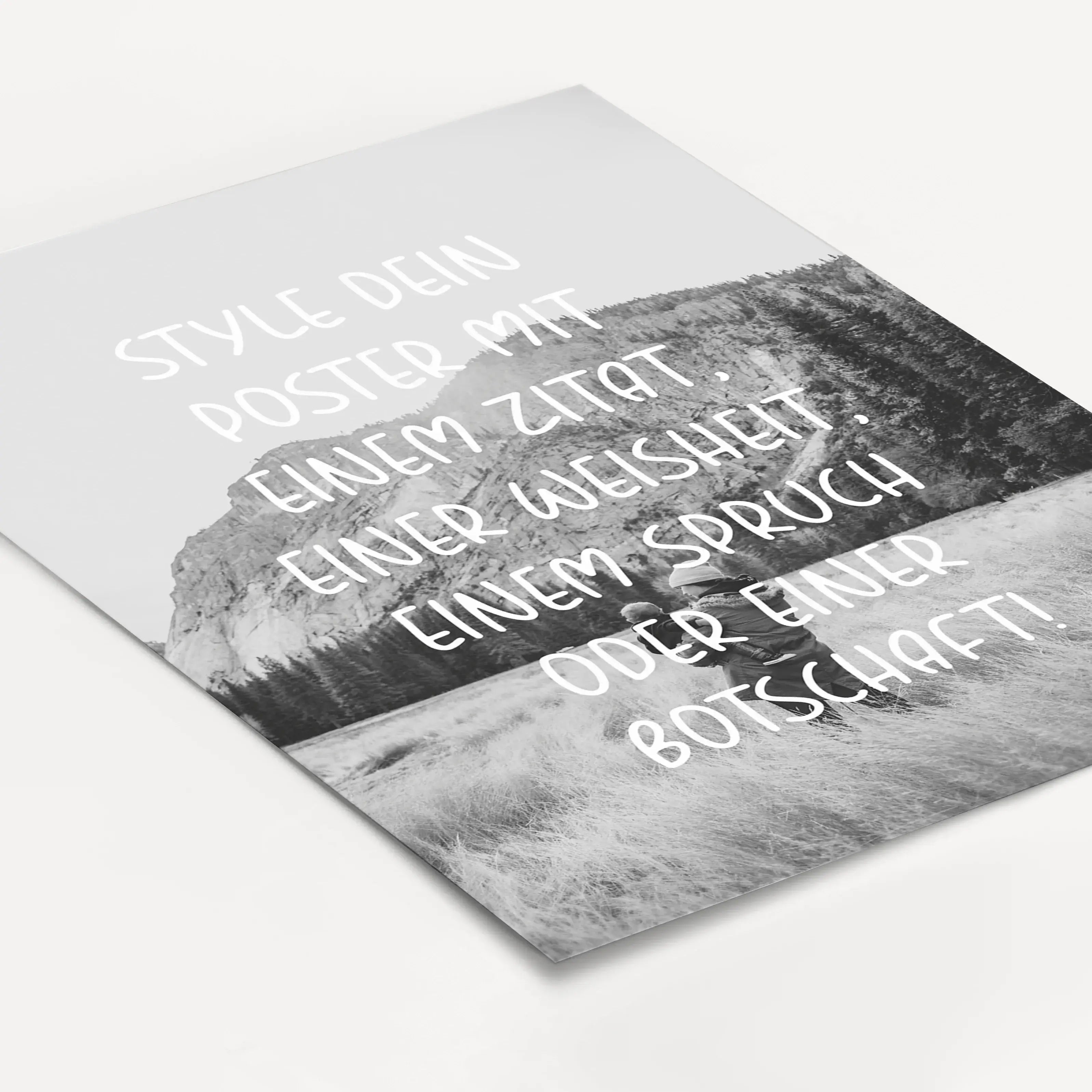 Text Poster mit Foto-Personalisiertes Poster-famprints-Mit einem Text Poster mit Foto von famprints gestaltest du ein persönliches Wandbild, das genau das ausdrückt, was dir wichtig ist. Du kombinierst dein eigenes Foto mit einem individuellen Text, einem