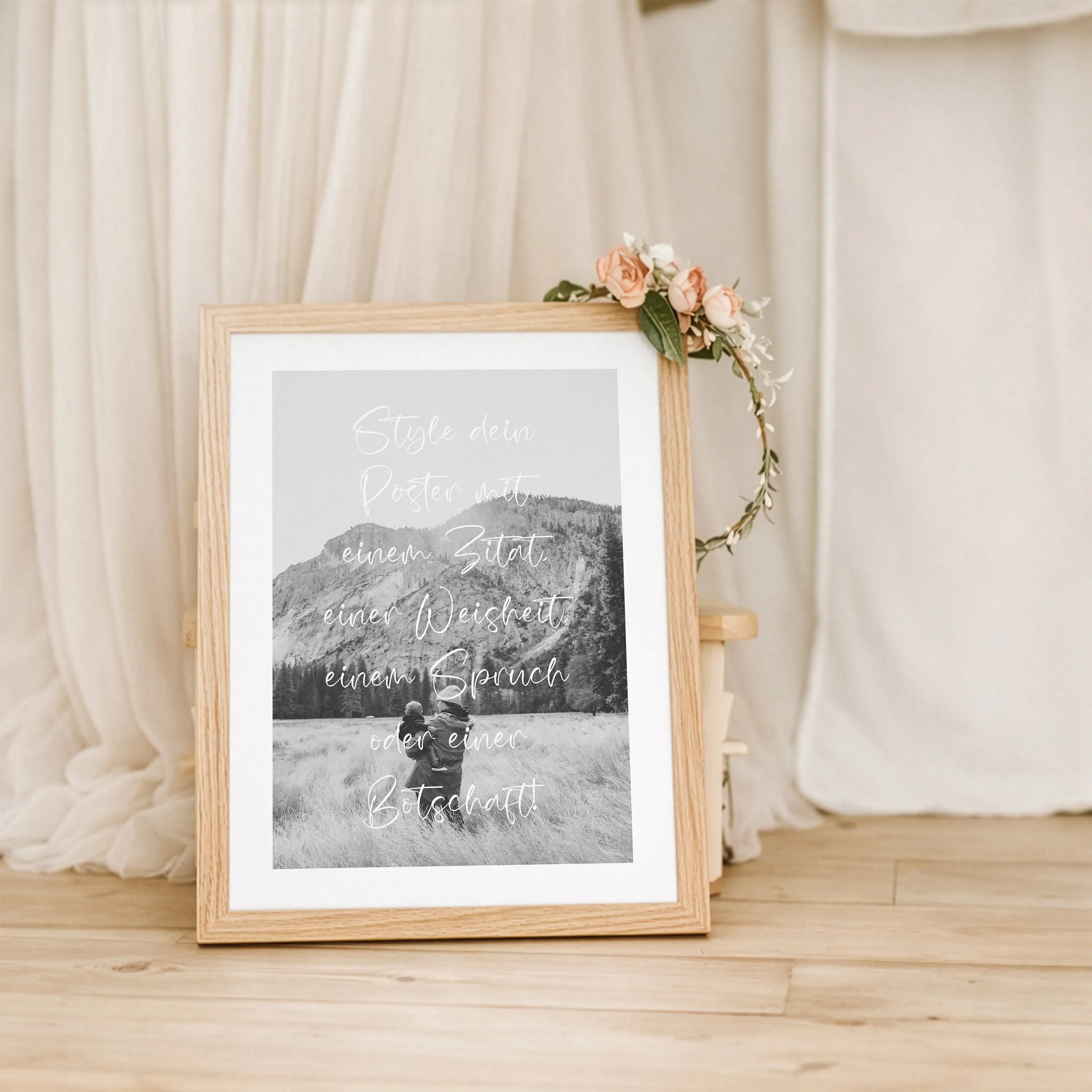 Text Poster mit Foto-Personalisiertes Poster-famprints-Mit einem Text Poster mit Foto von famprints gestaltest du ein persönliches Wandbild, das genau das ausdrückt, was dir wichtig ist. Du kombinierst dein eigenes Foto mit einem individuellen Text, einem