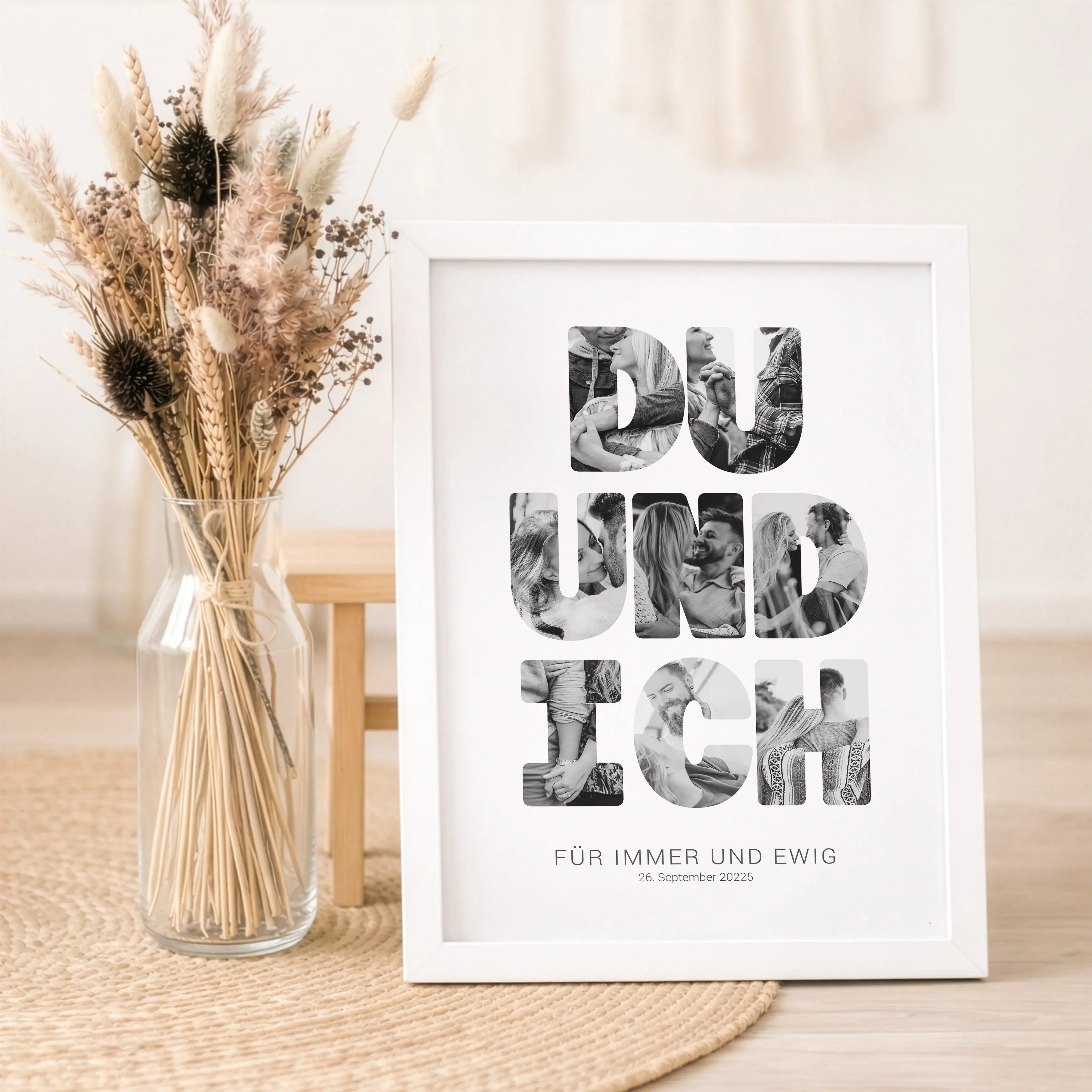 Foto Poster Du und ich-Personalisiertes Poster-famprints-Das Foto Poster Du und ich von famprints verwandelt eure gemeinsamen Momente in ein persönliches Design, das mehr sagt als tausend Worte. In den markanten Buchstaben werden eure Lieblingsfotos platz