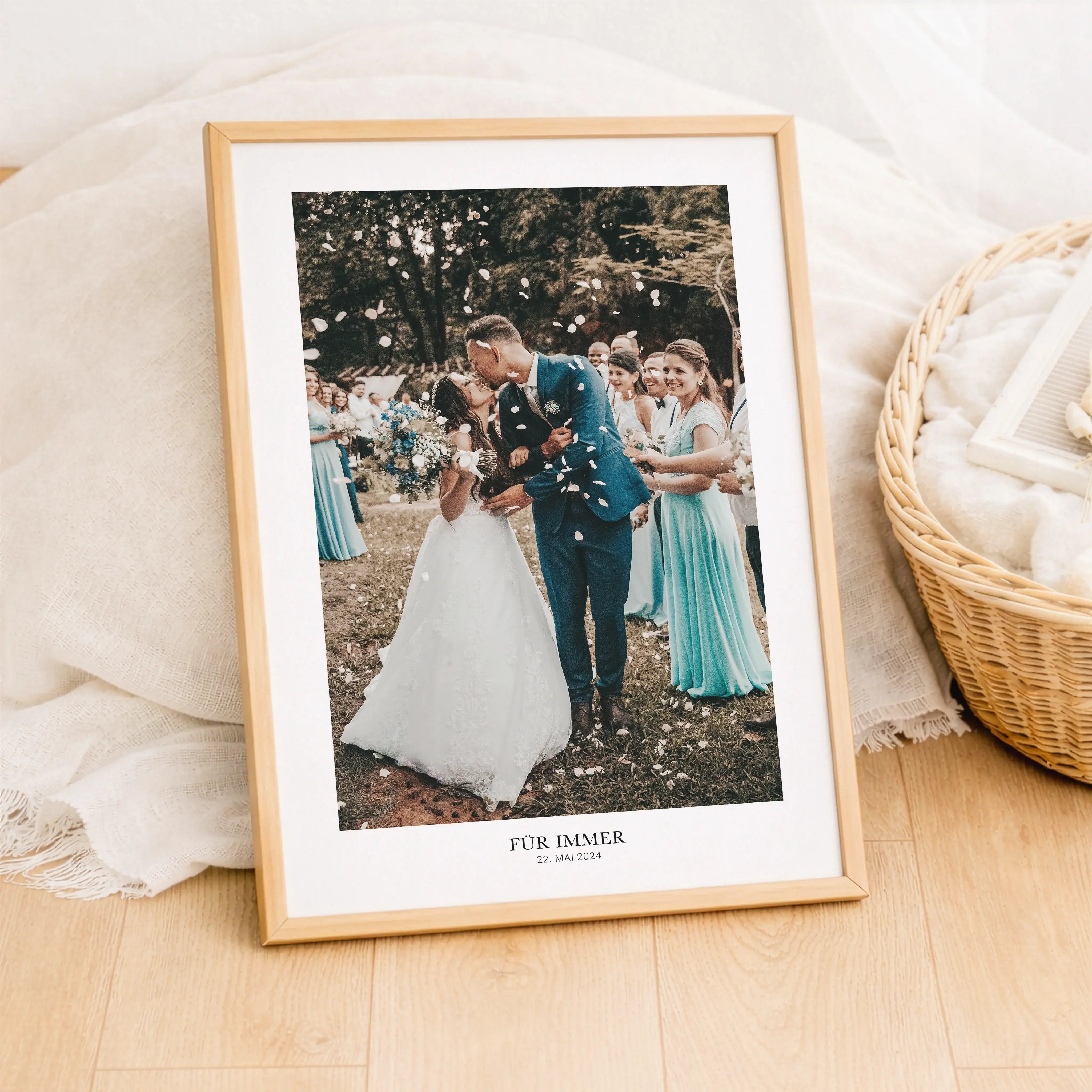 Foto Poster One-Personalisiertes Poster-famprints-Das Foto Poster One von famprints ist die perfekte Möglichkeit, besondere Momente sichtbar zu machen und Räume persönlich zu gestalten. Dein eigenes Foto wird hier zum Mittelpunkt und verwandelt sich in ei