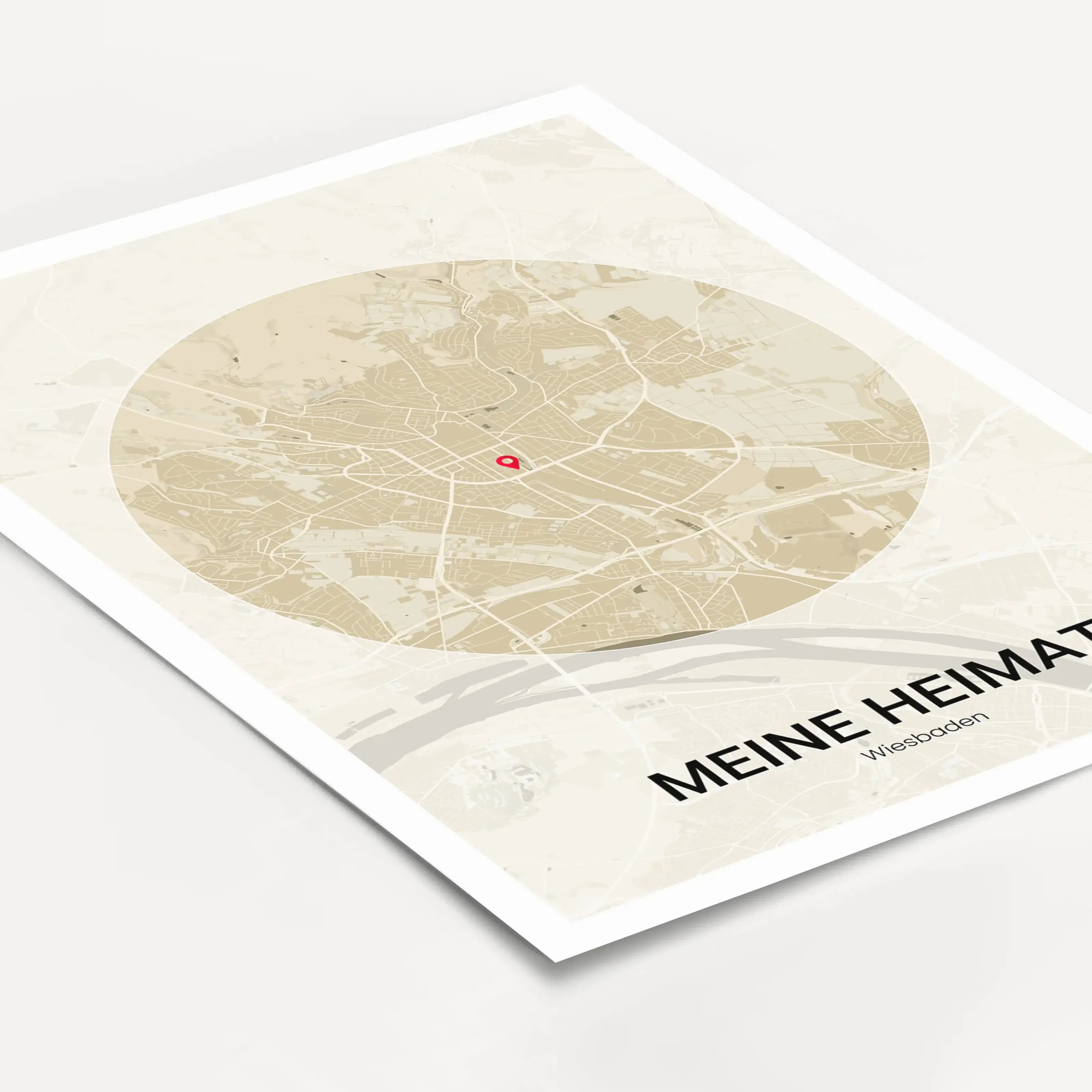 Stadtkarte Poster Circle No2-Personalisiertes Poster-famprints-Mit dem Stadtkarte Poster Circle No2 gestaltest du einen Ort, der für dich Bedeutung hat, als stilvolle Wanddekoration. Ob Heimatstadt, Kennenlernort, neues Zuhause oder ein Platz voller Erinn