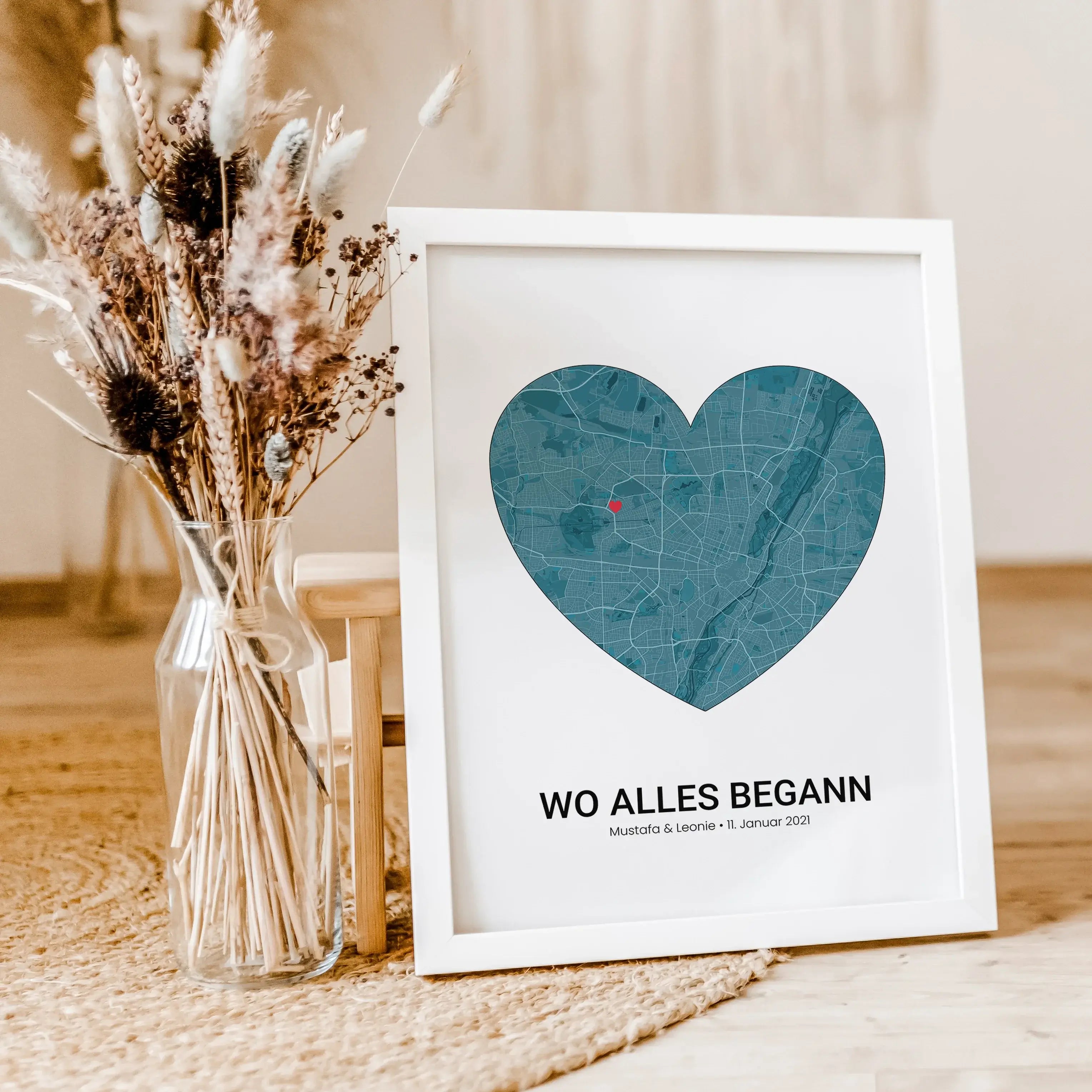 Stadtkarte Poster Herz - Personalisiertes Poster - famprints - Entdecke unser einzigartiges Stadtkarte Poster Herz – das perfekte personalisierte Geschenk für eure besonderen Momente! Gestalte dein Poster individuell mit der Stadtkarte deines Lieblingsort