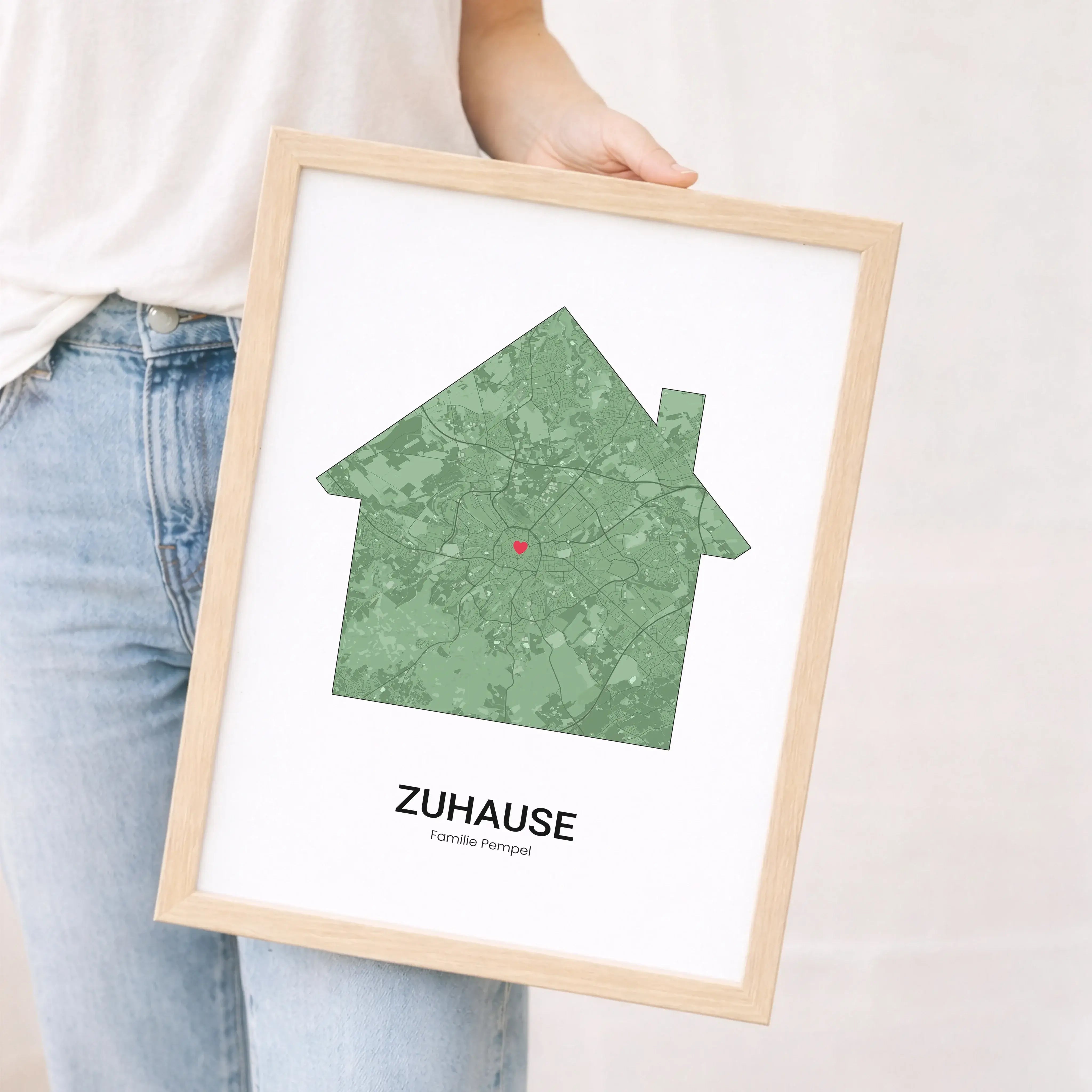 Stadtkarte Poster Haus-Personalisiertes Poster-famprints-Das Stadtkarte Poster Haus von famprints verwandelt einen besonderen Ort in ein persönliches Designobjekt für dein Zuhause. Ob das erste gemeinsame Zuhause, das Eigenheim oder ein Ort mit emotionale