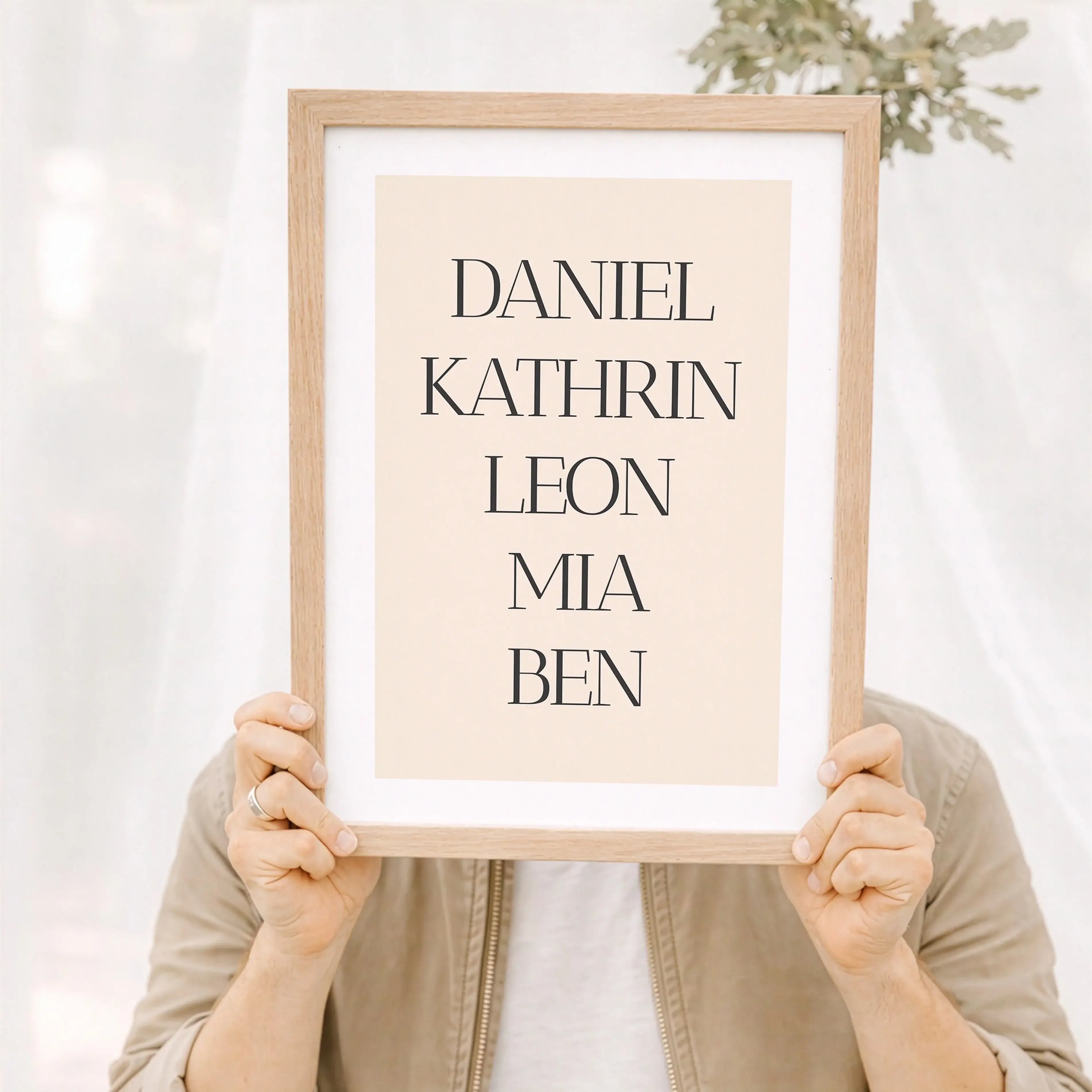 Namensposter Familie-Personalisiertes Poster-famprints-Ein Namensposter Familie macht aus Namen mehr als nur Worte. Es erzählt eure Geschichte und zeigt auf einen Blick, wer zusammengehört. Ob Eltern, Kinder oder alle Generationen unter einem Dach, dieses