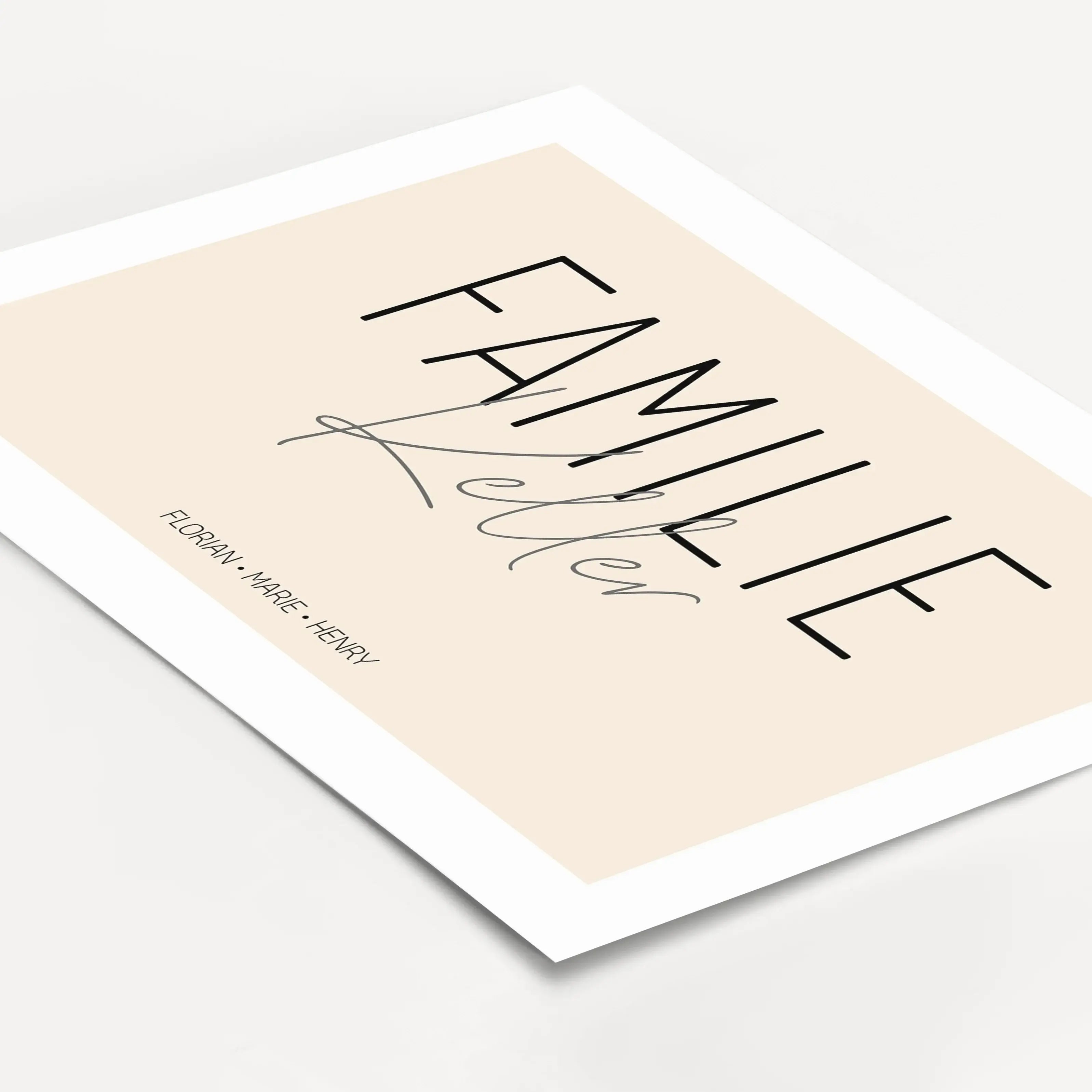 Familienposter Handschrift-Personalisiertes Poster-famprints-Das Familienposter Handschrift ist eine persönliche Wanddekoration, die eure Familie sichtbar macht. Der handschriftliche Schriftzug Familie steht im Mittelpunkt und wird durch deinen individuel