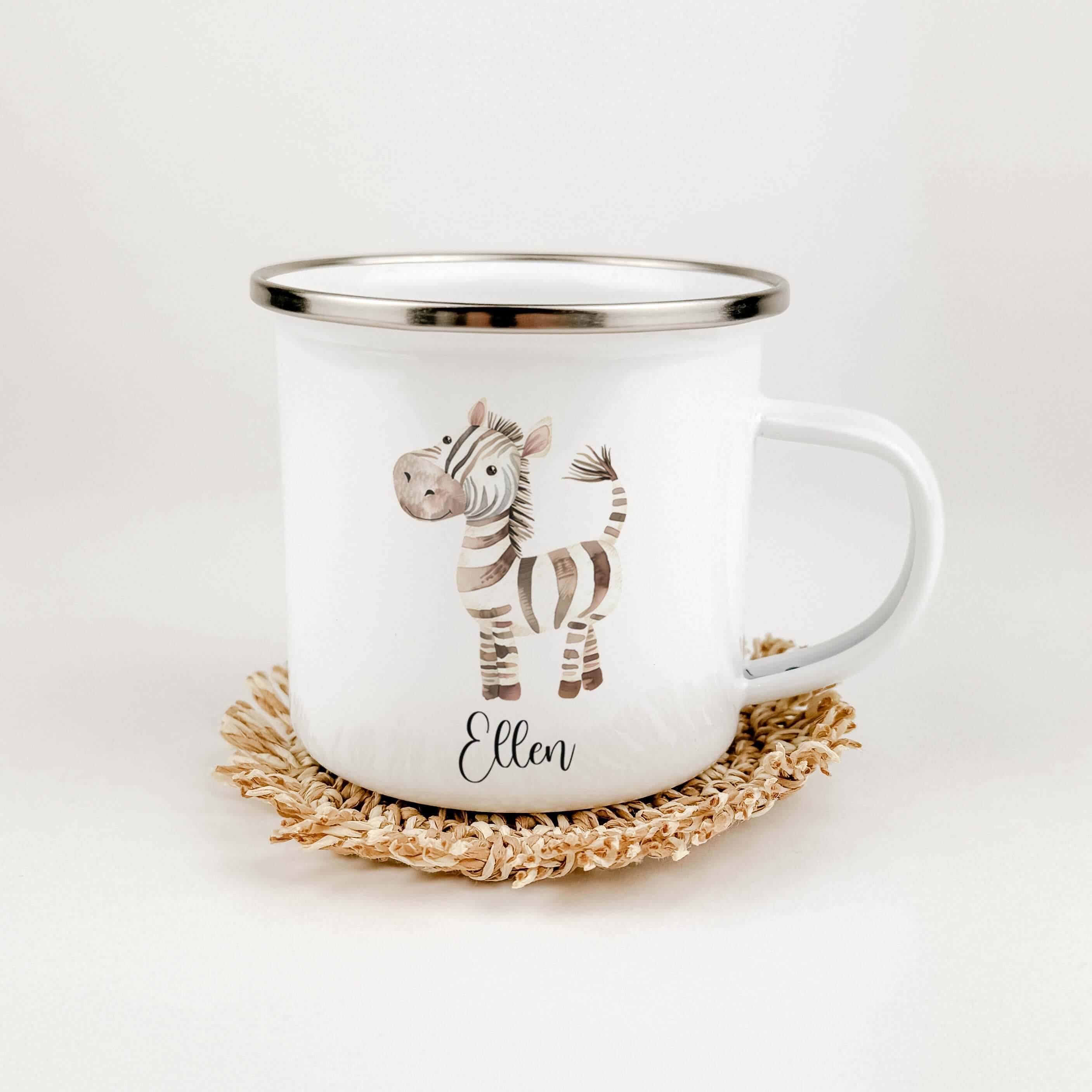 Emaille Tasse Zebra-famprints-Emaille Tasse-Entdecke die zauberhafte Emaille Tasse Zebra. Diese Emaille Tasse personalisiert macht jedes Getränk zum besonderen Erlebnis und ist das ideale Geschenk für viele Anlässe wie Geburtstage, Einschulungen oder Oste