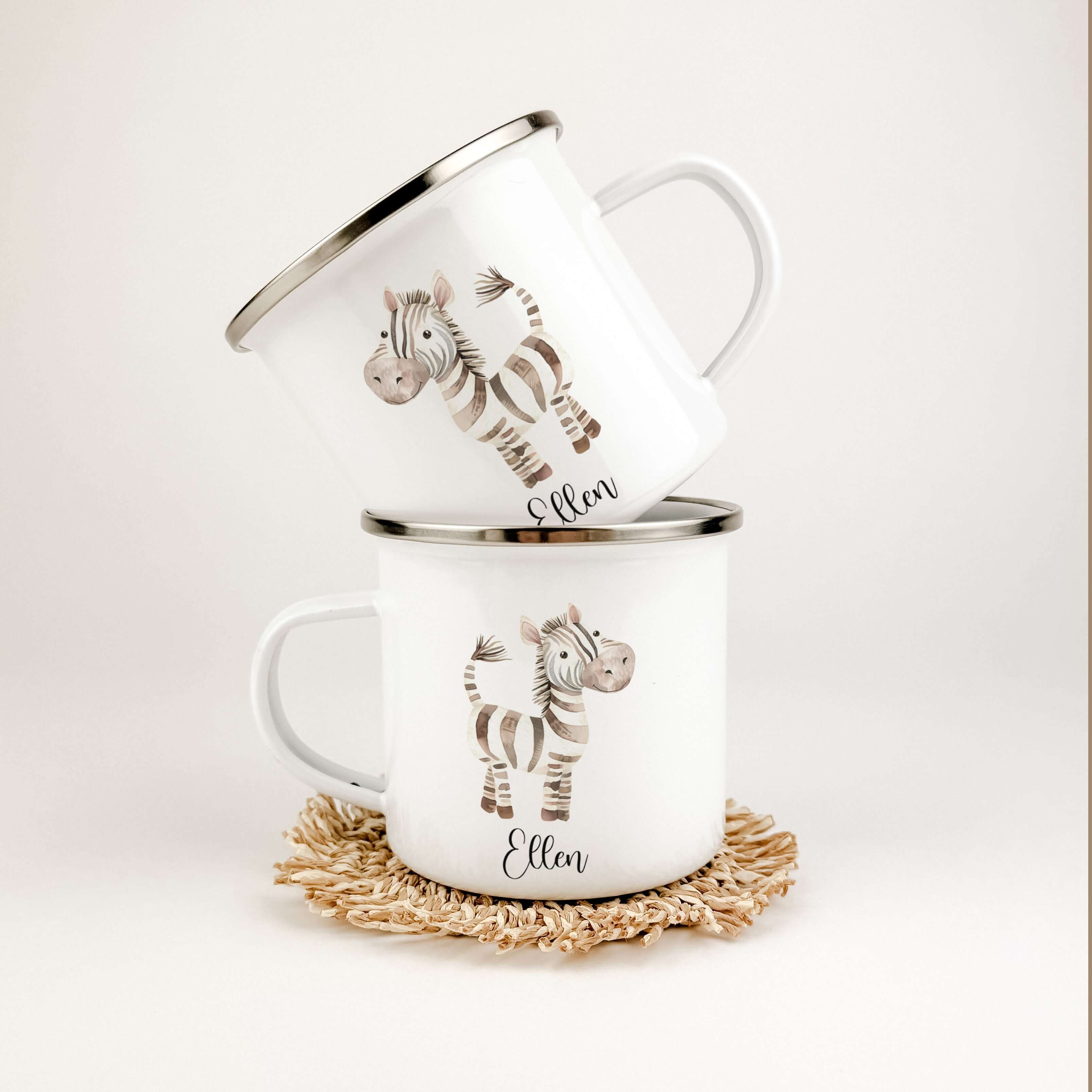 Emaille Tasse Zebra-famprints-Emaille Tasse-Entdecke die zauberhafte Emaille Tasse Zebra. Diese Emaille Tasse personalisiert macht jedes Getränk zum besonderen Erlebnis und ist das ideale Geschenk für viele Anlässe wie Geburtstage, Einschulungen oder Oste