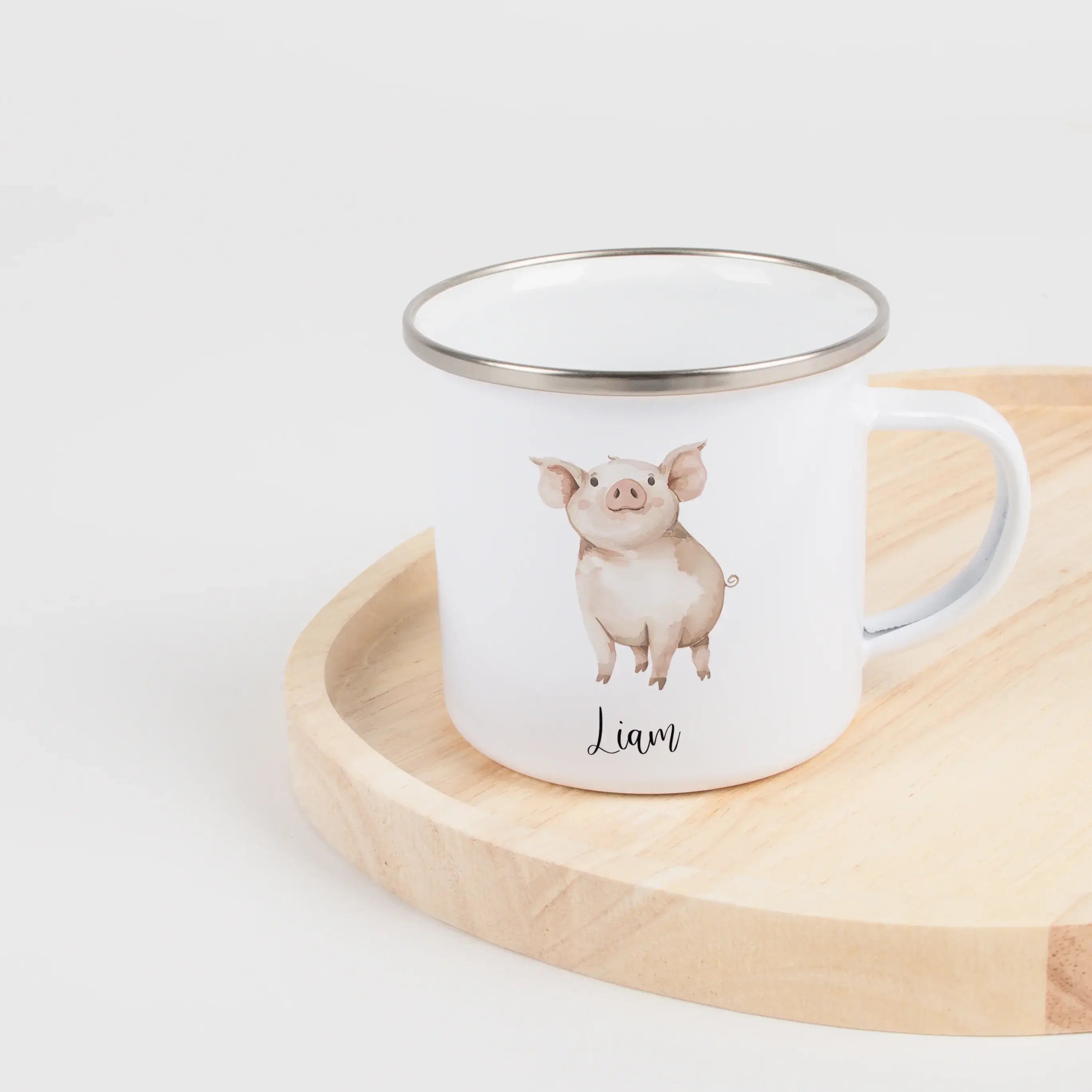 Emaille Tasse Schwein-Emaille Tasse-famprints-Die Emaille Tasse Schwein von famprints ist ein liebevoll gestaltetes Trinkgefäß für Kinder, das Alltag und Geschenkidee perfekt verbindet. Das fröhliche Schweinchen-Motiv spricht kleine Tierfreunde sofort an