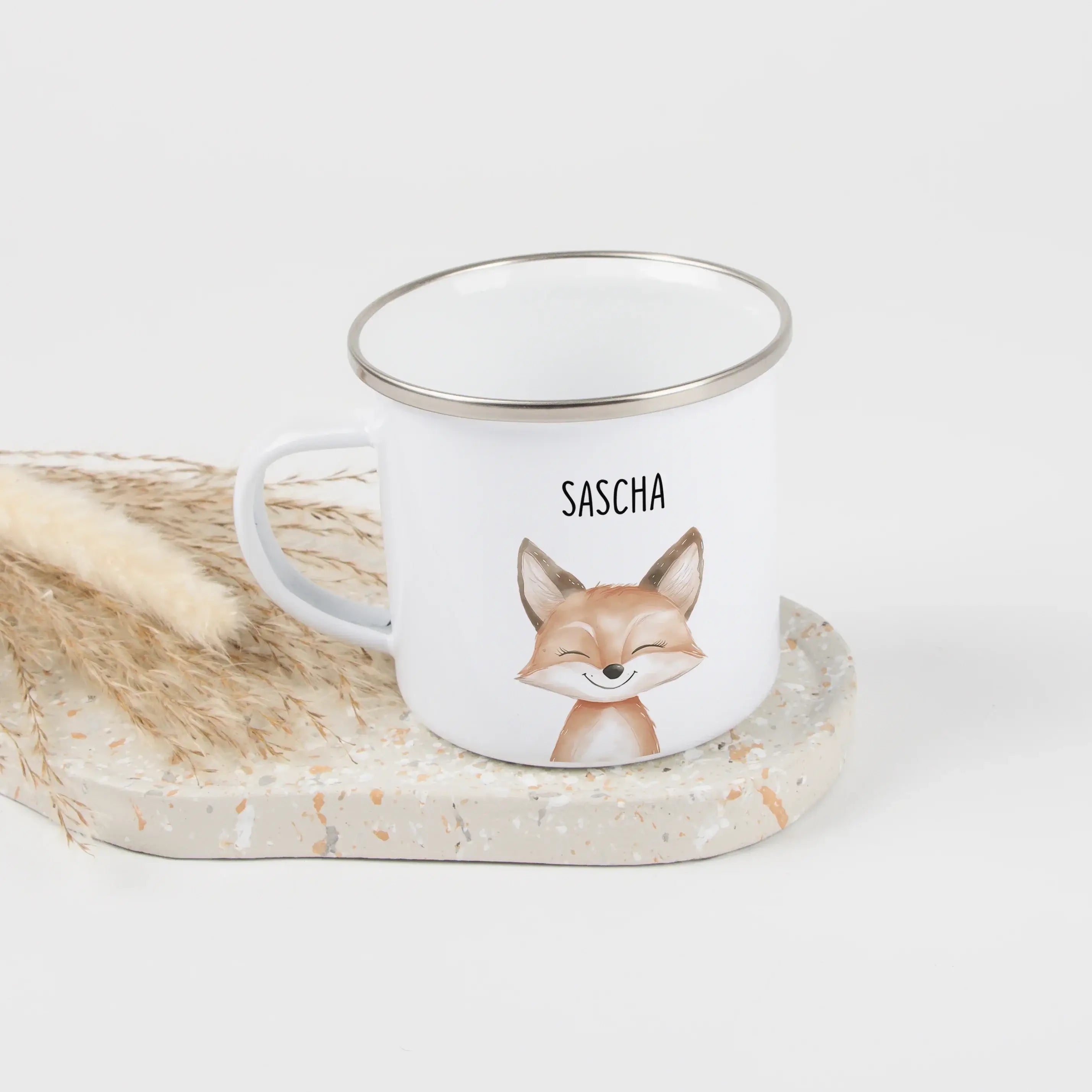 Emaille Tasse Fuchs Portrait-Emaille Tasse-famprints-Die Emaille Tasse Fuchs Portrait von famprints ist ein personalisiertes Geschenk, das Kinderaugen leuchten lässt und im Alltag schnell zum festen Lieblingsbecher wird. Das liebevoll illustrierte Fuchs-M