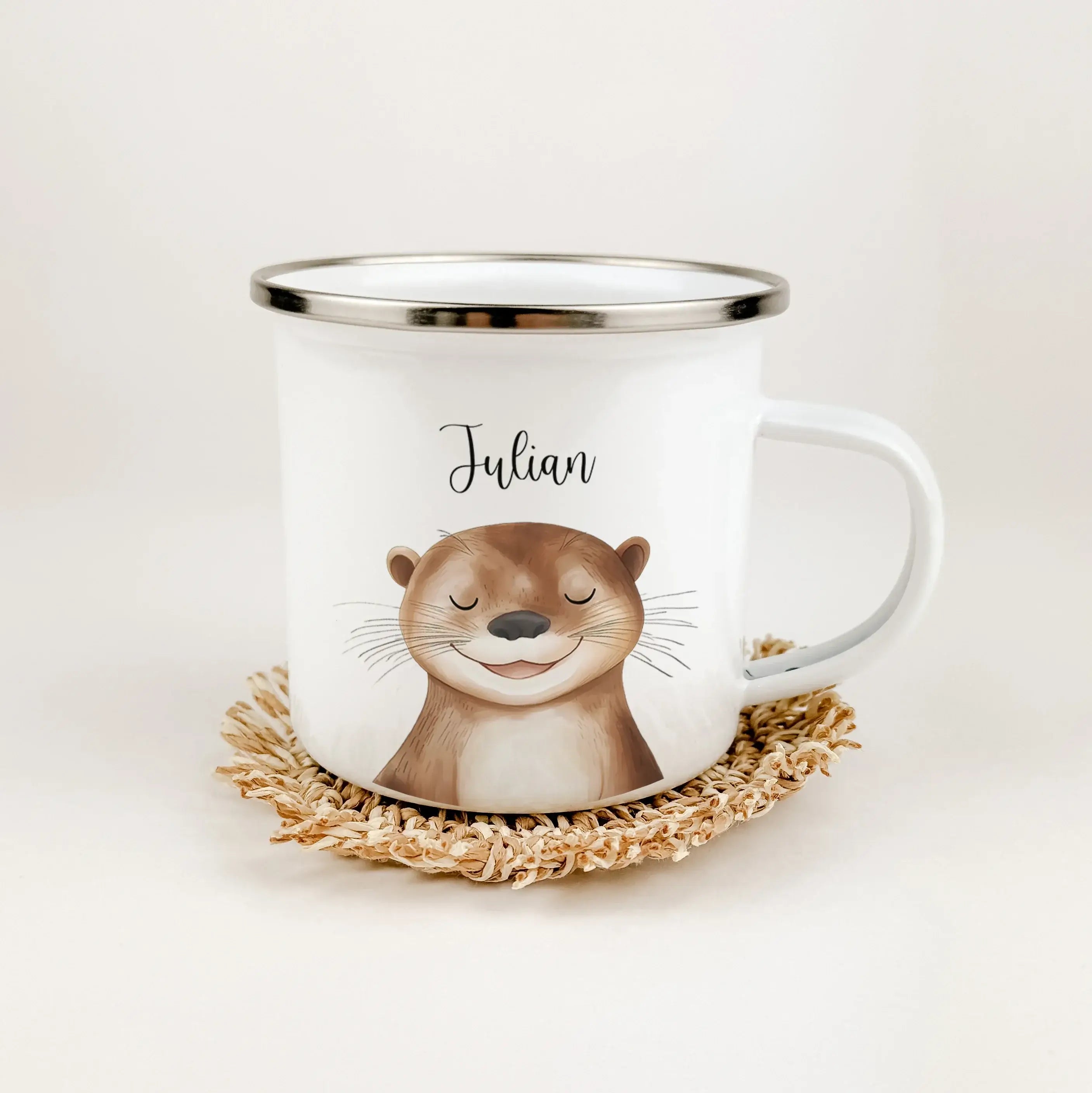 Emaille Tasse Otter Portrait-famprints-Emaille Tasse-Entdecke die einzigartige Emaille Tasse Otter Portrait – das perfekte personalisierte Geschenk für Kinder! Egal ob zur Einschulung, Taufe, zu Ostern, Weihnachten oder zum Geburtstag, dieser bezaubernde